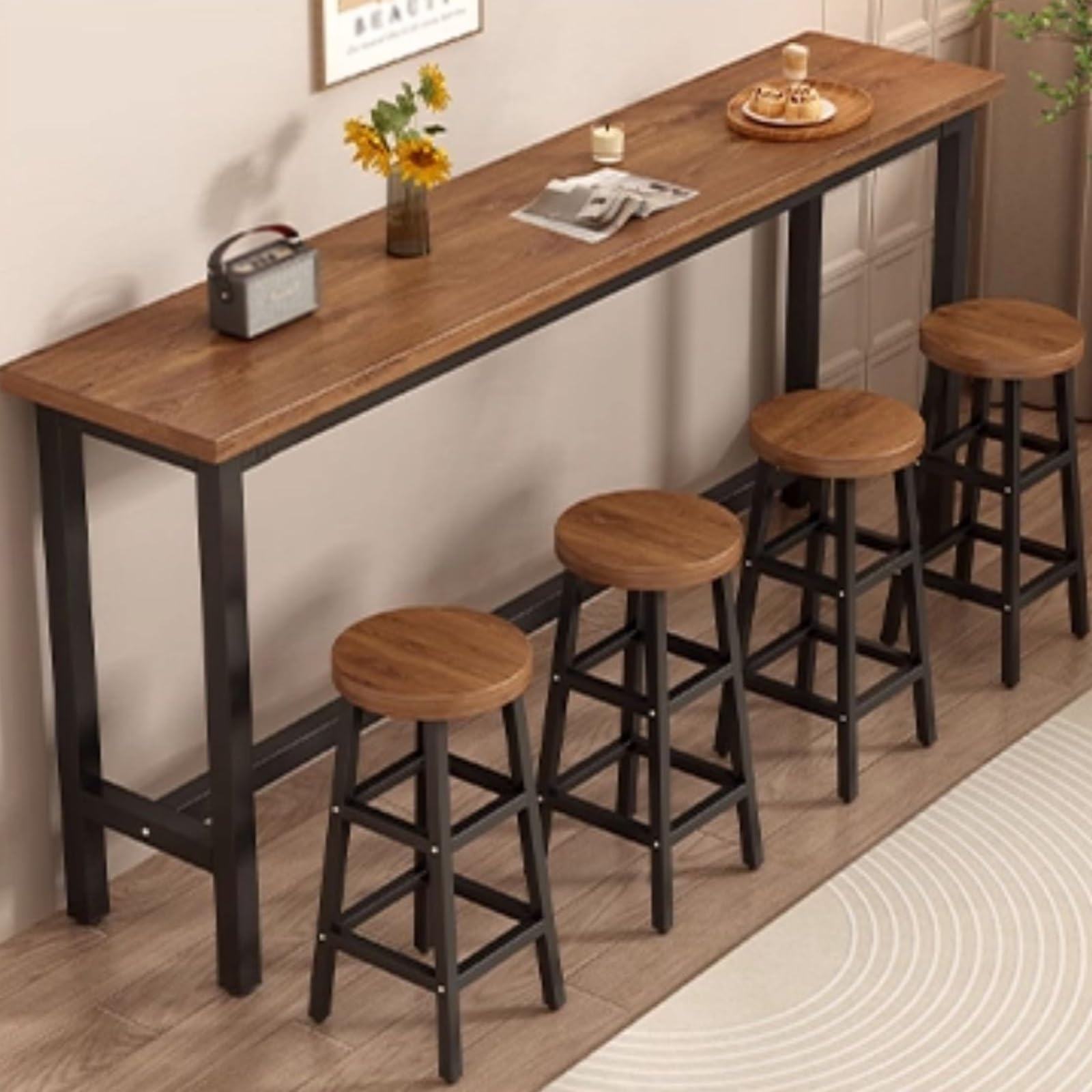 Table haute longue en bois massif de 5 cm pour un coin repas convivial à la maison