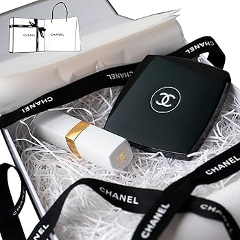 Amazon.co.jp: [ギフトBOX/ラッピング済] CHANEL ミロワール
