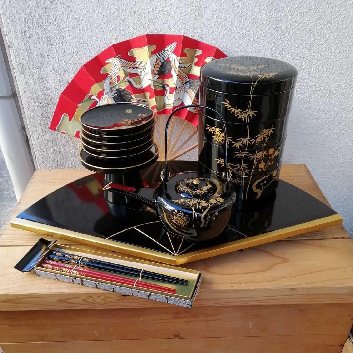 輪島塗 屠蘇器 鳳凰の蒔絵が美しい