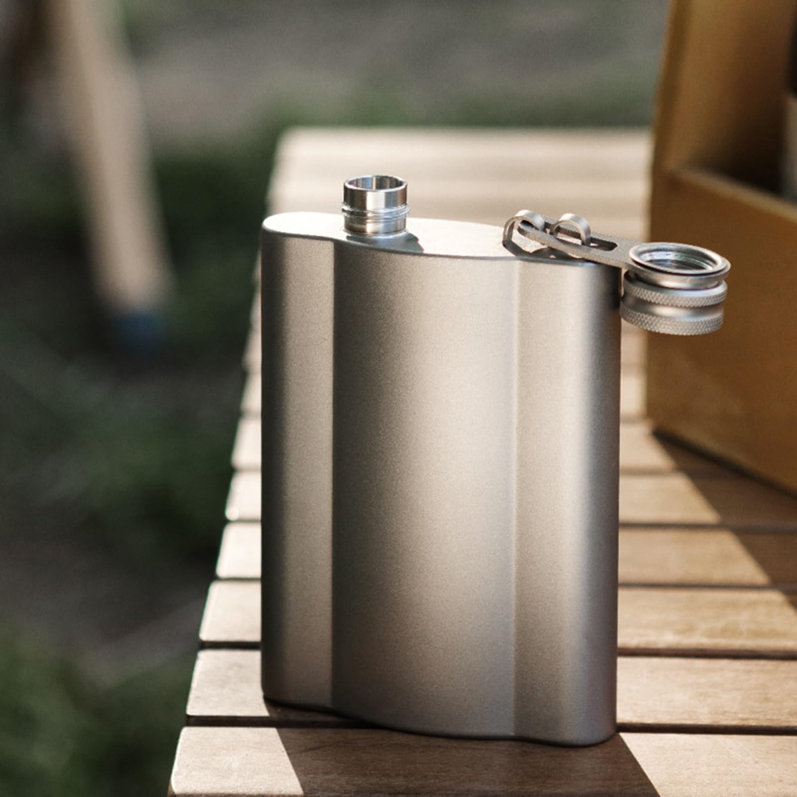 Metal Liquor Container Leak Proof 180ml Capacity Pocket Hip Flask Sport Drinking Bottle For Hiking Backpacking