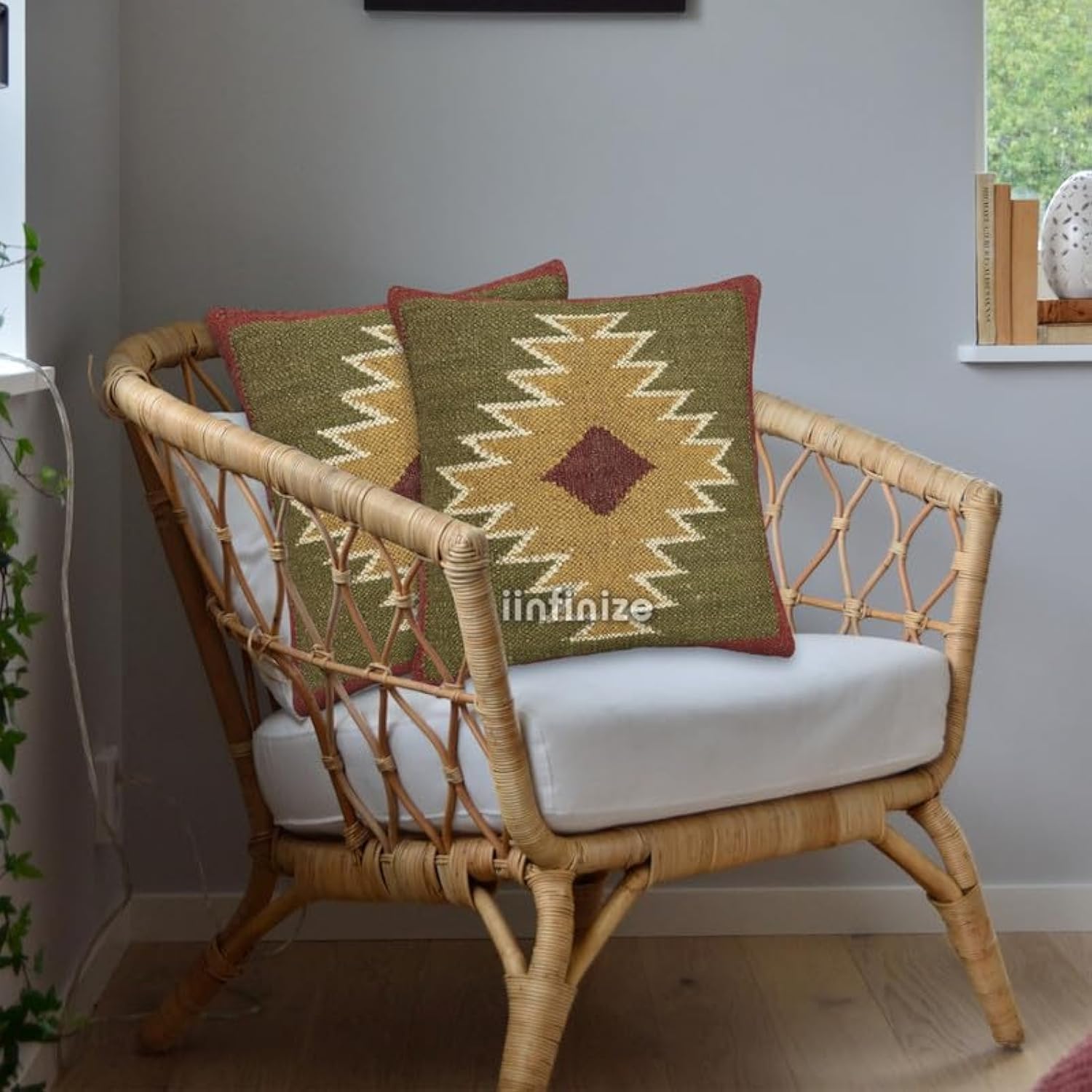 Coussin en jute et laine Kelim pour un salon chaleureux au style bohème chic naturel
