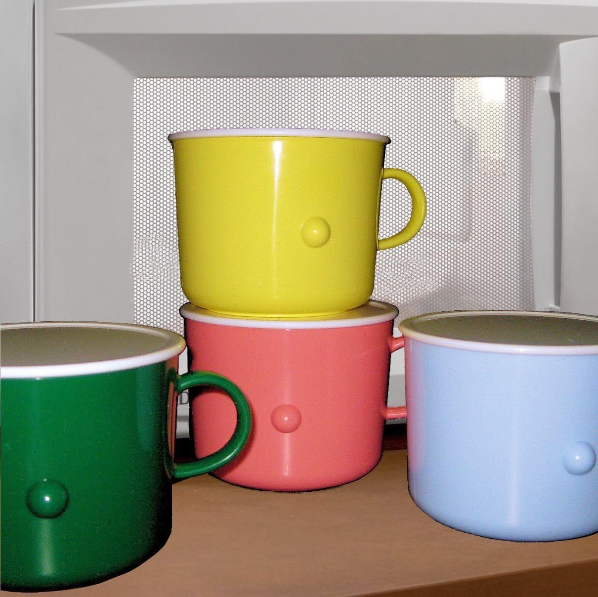 VERSATILE 20 OUNCE MICROWAVE BOWLS WITH LIDS SET OF 4 IN