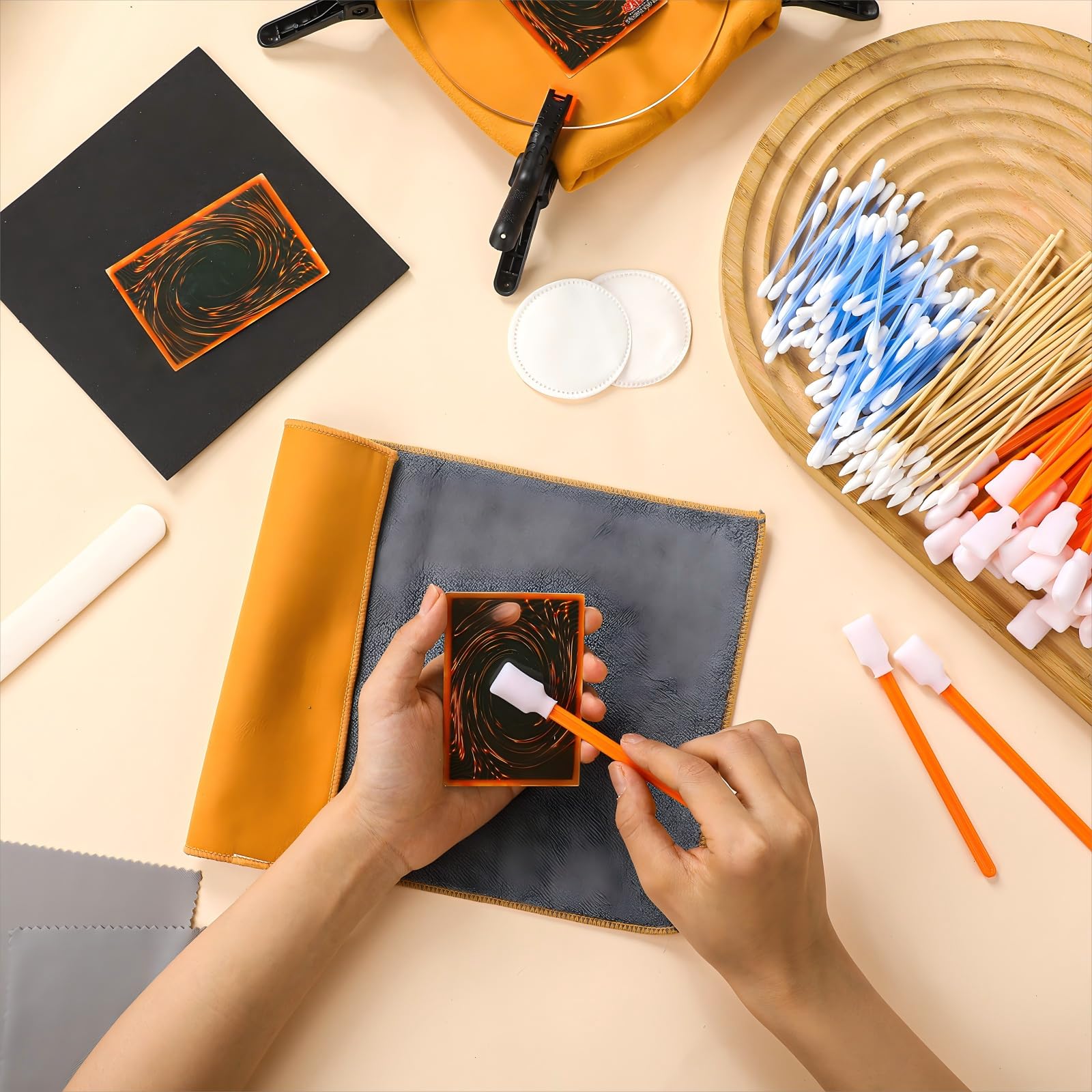 Didaey 539 pezzi Kit di strumenti per appiattire le carte Kit di pulizia per collezionisti Pulizia da collezione Proteggere Fix Carte piegate Appiattire i bordi sollevati Accessori