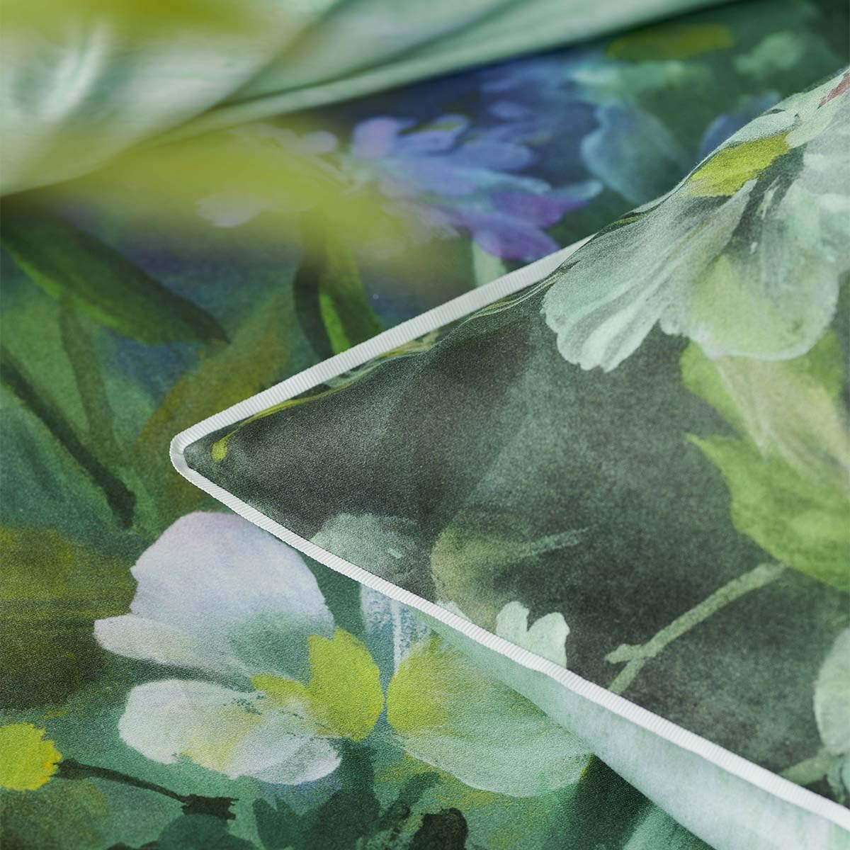Designers Guild Printed Cotton Satin Duvet Cover, Gladys Blossom, 140 x 200 cm, Medium Green, 260 x 240 cm - Image 3
