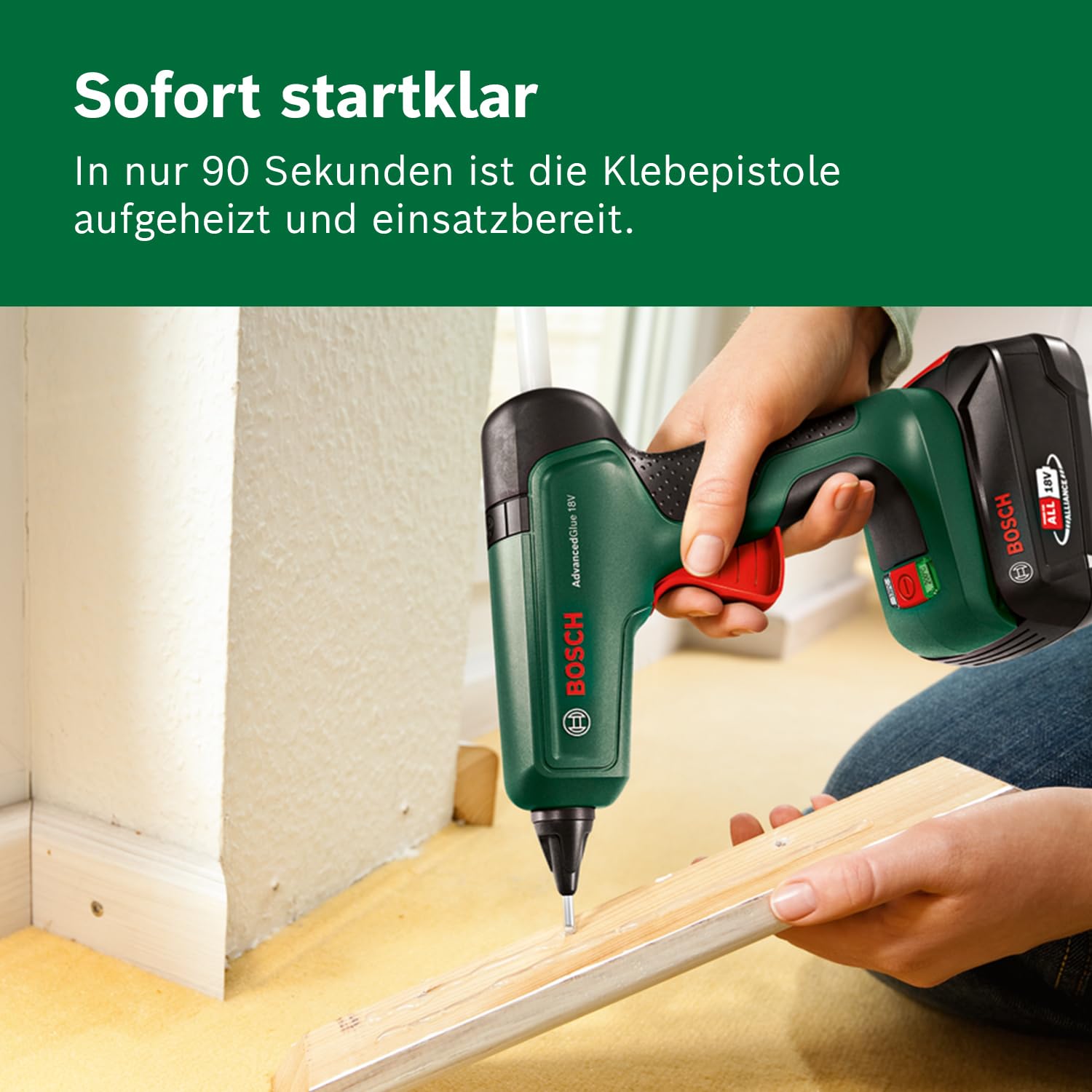Bosch Akku-Klebepistole AdvancedGlue 18V (ohne Akku; 18V System; 4X Klebestifte; Aufheizen in 90 Sek Dual-Temp-Modus 130°C - 200°C im Karton)