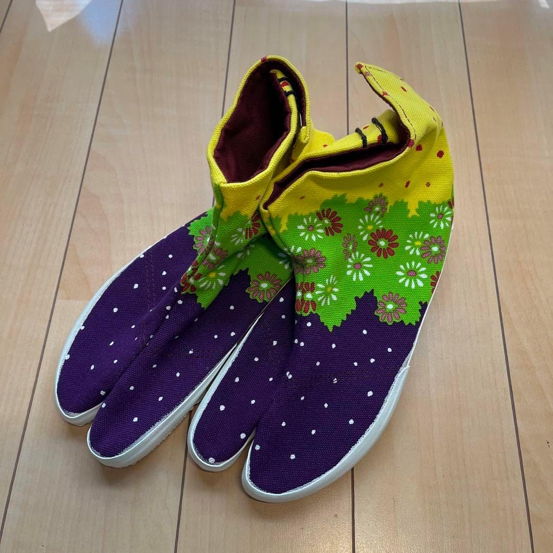 マルタンマルジェラ　足袋　初期　ノベルティ　13　アーティザナル　缶 マルタンマルジェラ 足袋 初期 ノベルティ 13 アーティザナル 缶