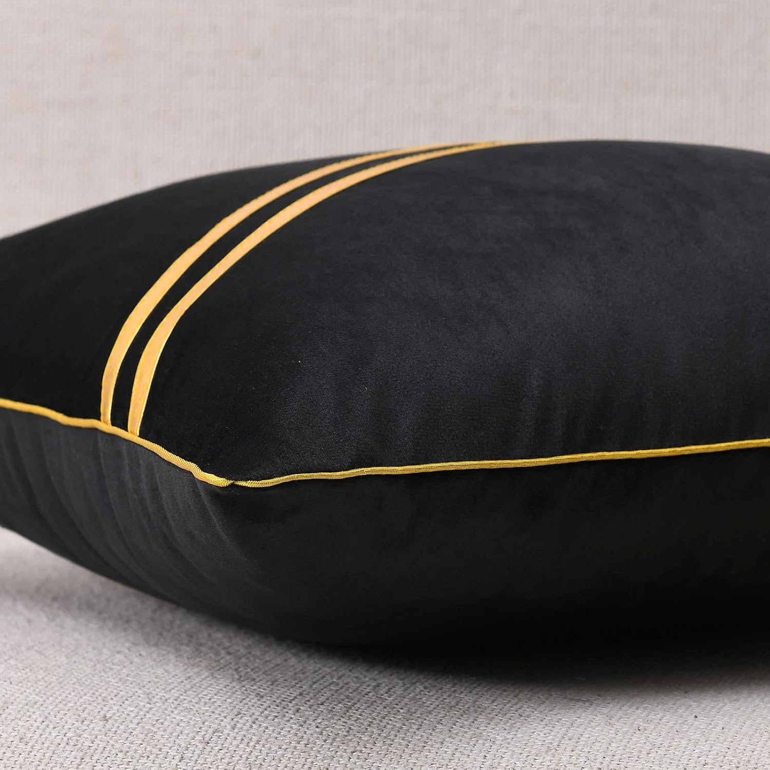 WACOMECO Pack of 2 Gold Throw Pillow Covers - Soft Decorative Luxury Velvet Cushion Covers Pillow Cases with Gold Leather for Sofa Bedroom Livingroom Car, 18 x 18 in, Black - Image 3