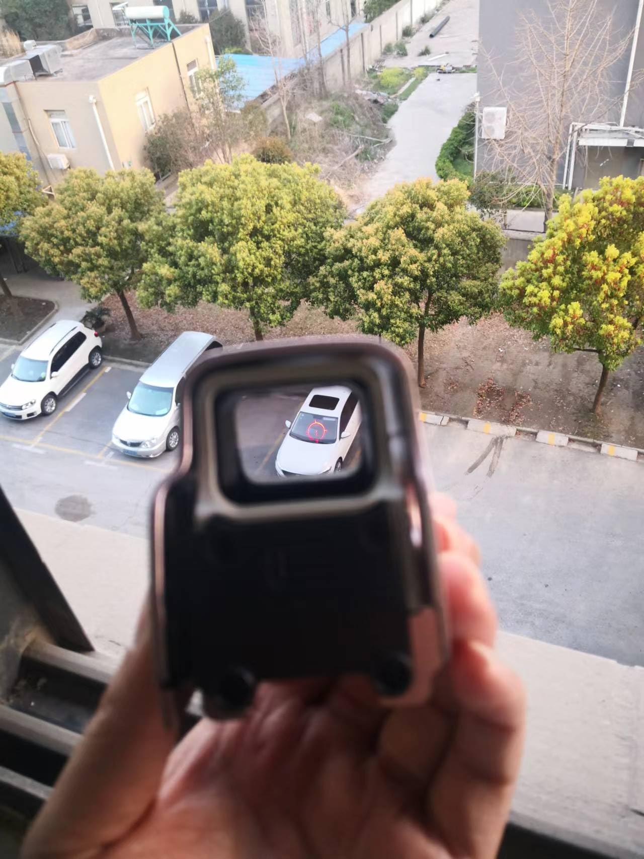 Viseurs Reflex Point Rouge Ouverts ® - Réduits à L'essentiel