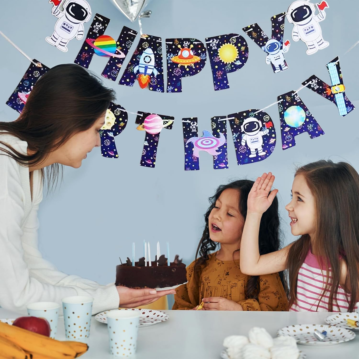Astronaut Happy Birthday Banner, Space-Themed Garland with Planets and Rockets Design, Kids Outer Space Birthday Decorations, Colorful Wall Hanging Letter Bunting for Children's Party Supplies