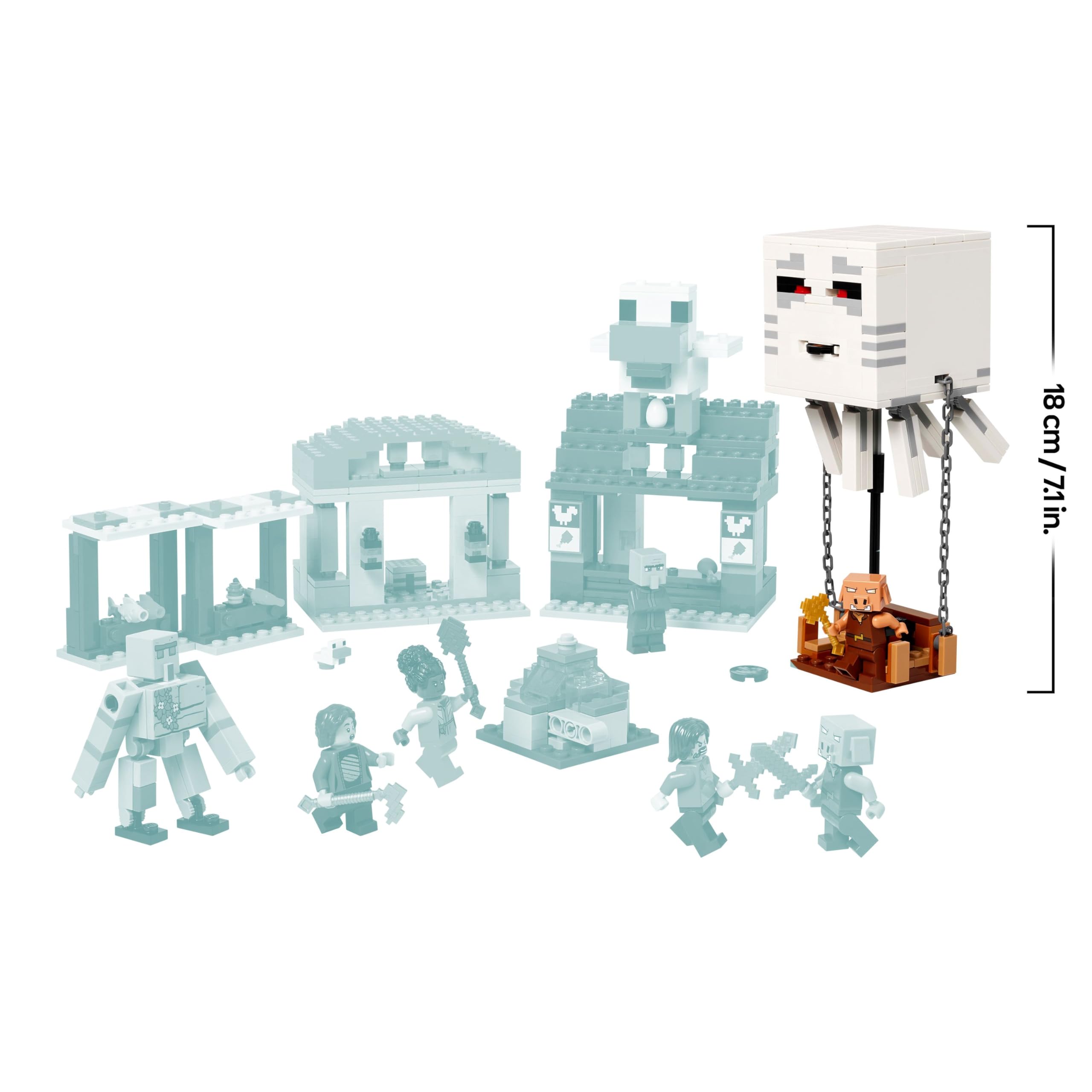 LEGO Minecraft El Ataque a la Aldea del Globo de Ghast - Casa de Steve de Juguete con 4 Minifiguras, Figura de Golem de Hierro y Función Dinamita - Regalo Gamer para Niños y Niñas de 10+ Años 21273