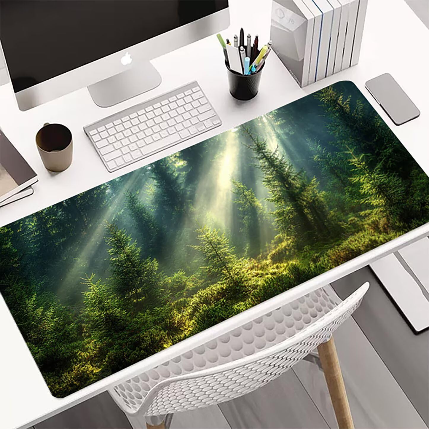 Lpfieonn Wald Großes Schreibtischunterlage, XXL Schreibtischunterlagen, Landschaft XXL Wasserdicht Gaming Mousepad mit Vernähter Rand und Rutschfeste Gummibasis, für Laptop/Hause/Büro 120x60cm PF-2583