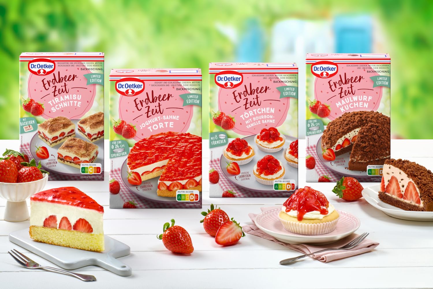 Dr. Oetker Erdbeer-Zeit, 8er Probier-Set Kuchen-Backmischung für 2x Maulwurf Kuchen, 2x Törtchen, 2x Tiramisu Schnitten und 2x Joghurt-Sahne-Torte, 8 verschiedene Erdbeerkuchen