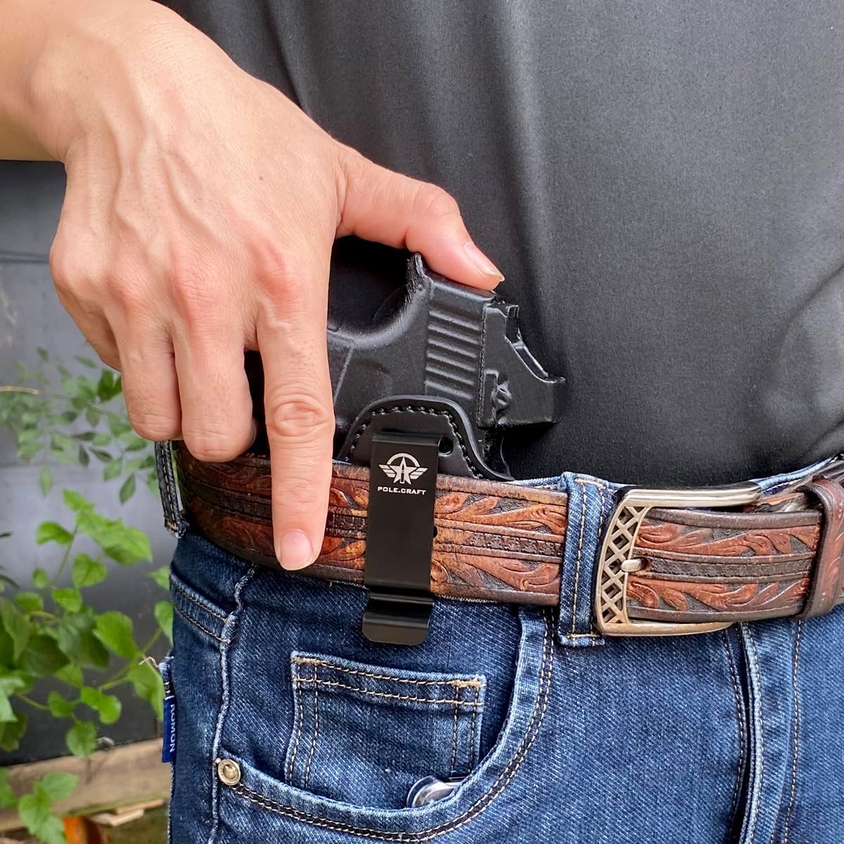 Leather Holsters for Pistol : Glock 19 23 45 - Taurus G2C G2S G3C - S&W SD9VE M&P Shield 9MM - Ruger SECURITY-9 SR9C - Springfield HELLCAT Pro - Walther PPS - CZ P10C...(Black - Right Hand Draw (IWB))