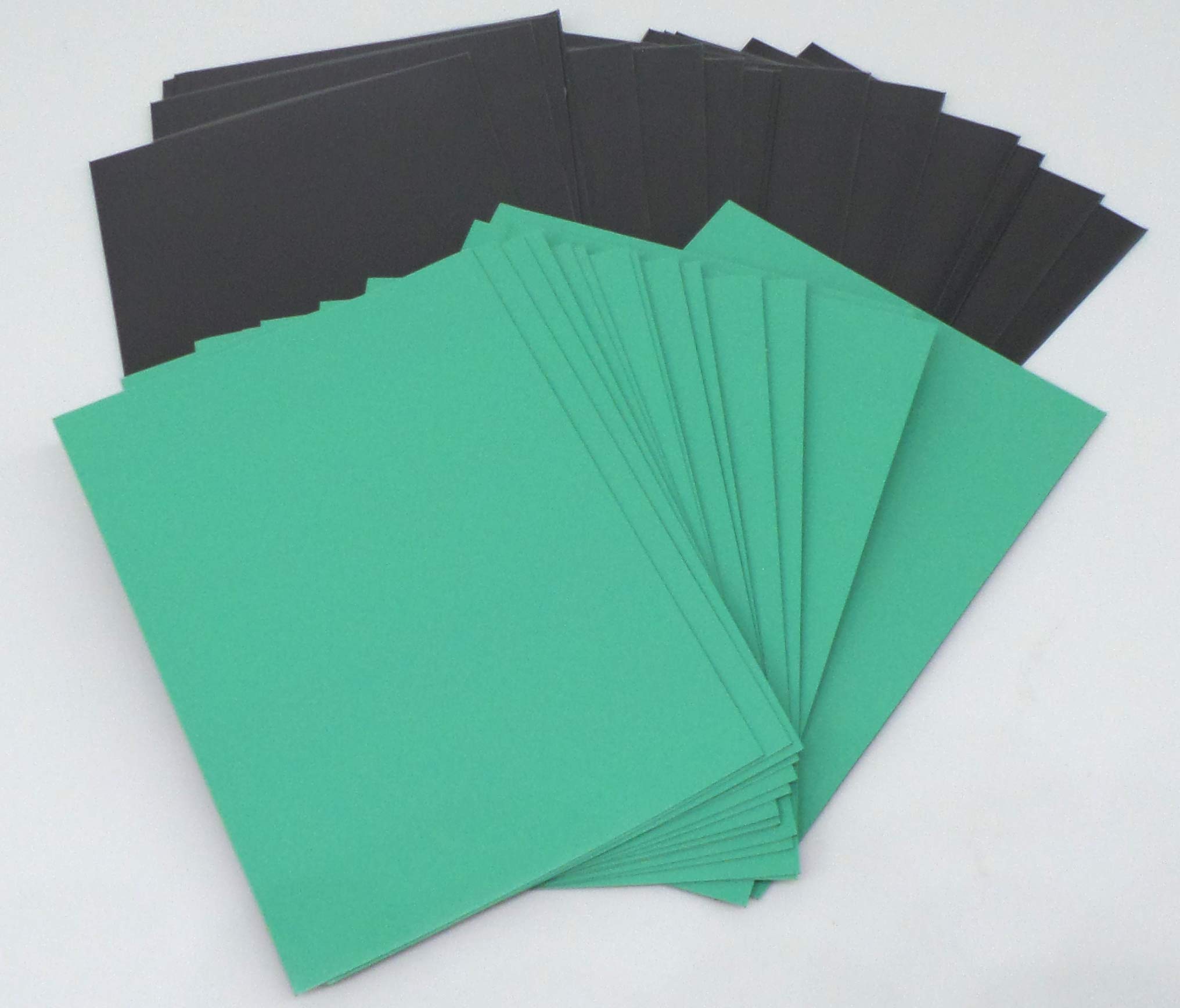 100 Docsmagic.de Premium Bi-Color Card Sleeves Mat Mint/Black Standard Size 66 x 91 Aqua