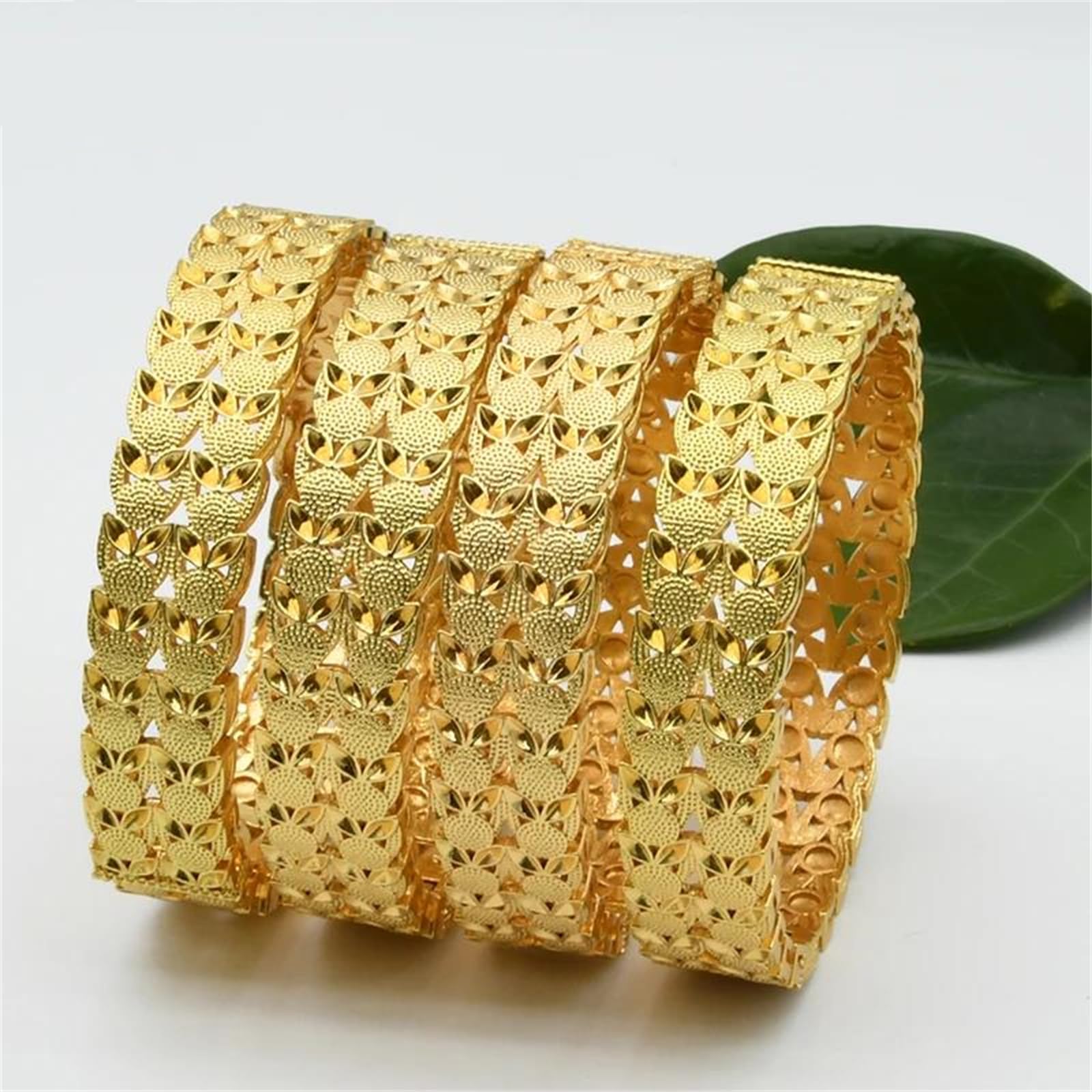 LLXYWJ Bracciale Rigido Regolabile da Donna Color Oro Largo 13 mm, caratterizzato da Un Polsino in Stile Designer per Una Dichiarazione di gioielleria Bohémien