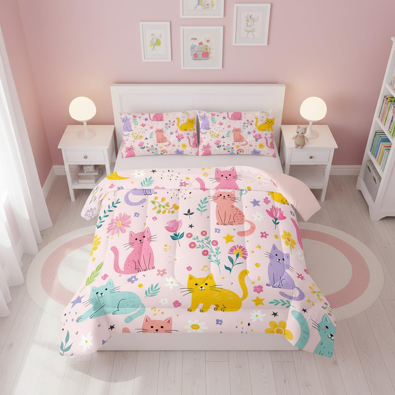 QOOMO Floral Cat Comforter