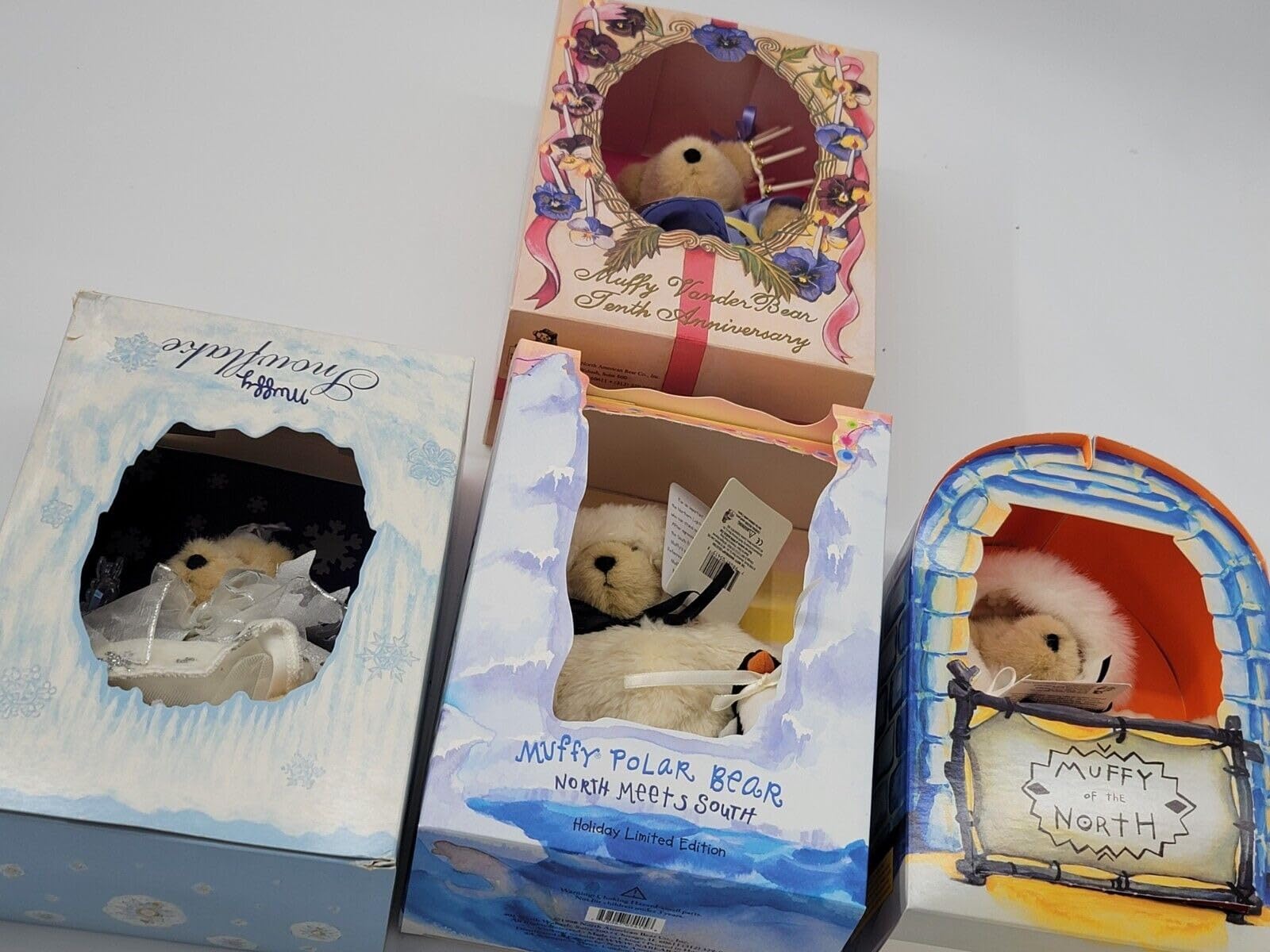 Generic Four Muffy Vanderbear Fifth Anniversary, from North, Snowflake, Polar Bear