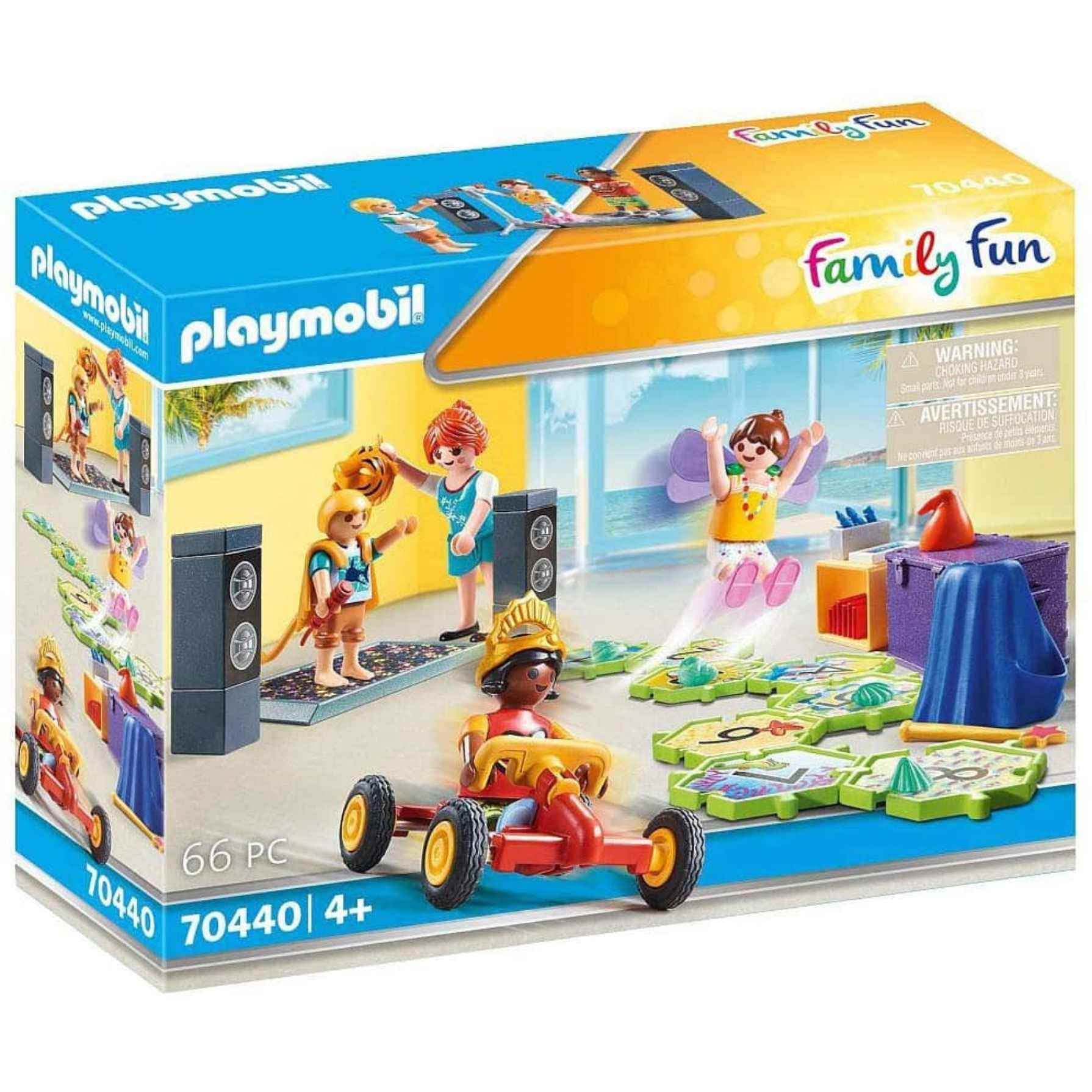 70440 Family Fun Kids Club, for Children Ages 4+, Fun Imaginative Role-Play, PlaySets Suitable for Children Ages 4+