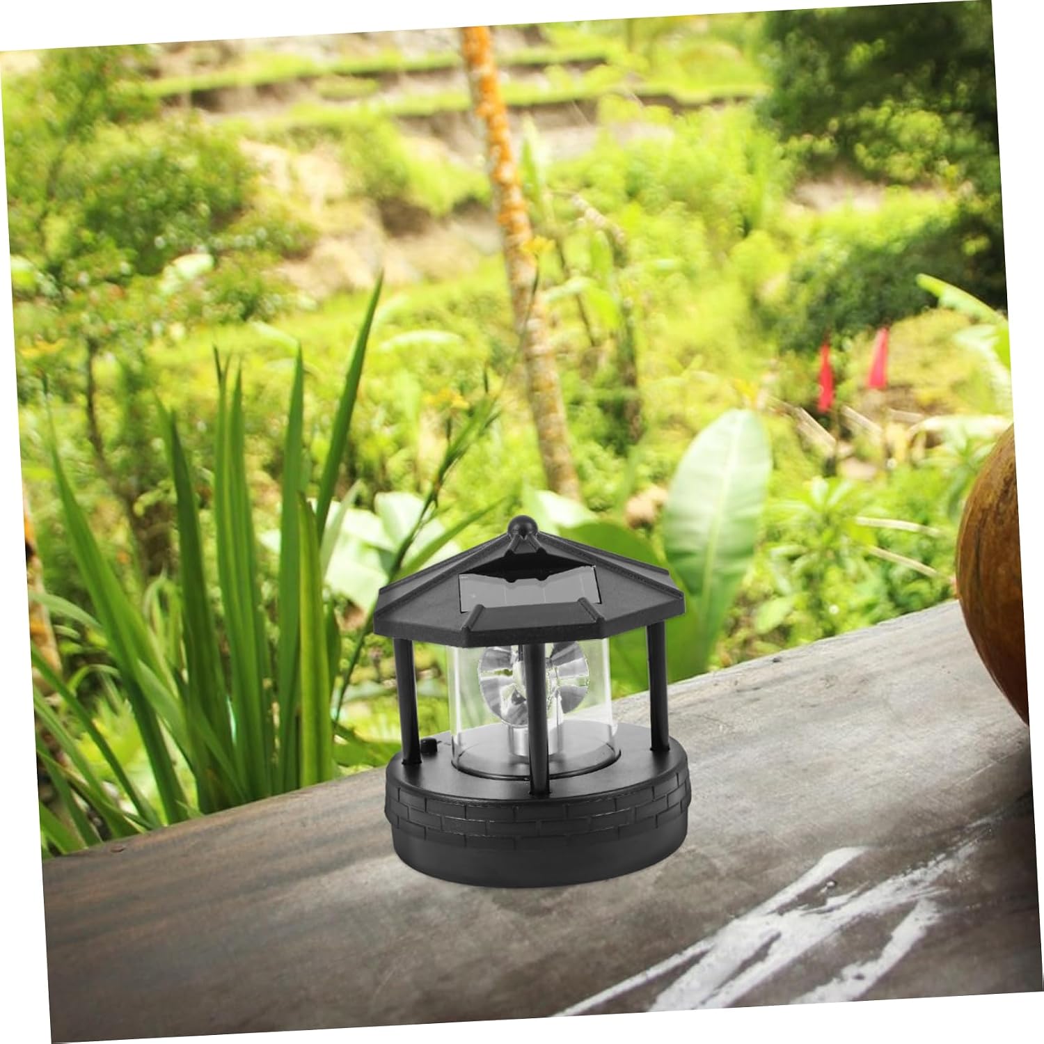 Solar Powered Rotating Lighthouse Light for Garden Decor LED Landscape Lamp Outdoor Solar Lighthouse Rotating Beacon for Lawn Decoration