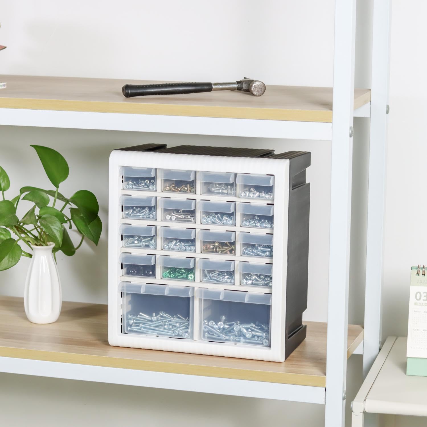 Gonice Armario de almacenamiento para manualidades, organizador de almacenamiento de hardware, armario de piezas de plástico de 18 cajones, caja de almacenamiento de herramientas para tornillos,