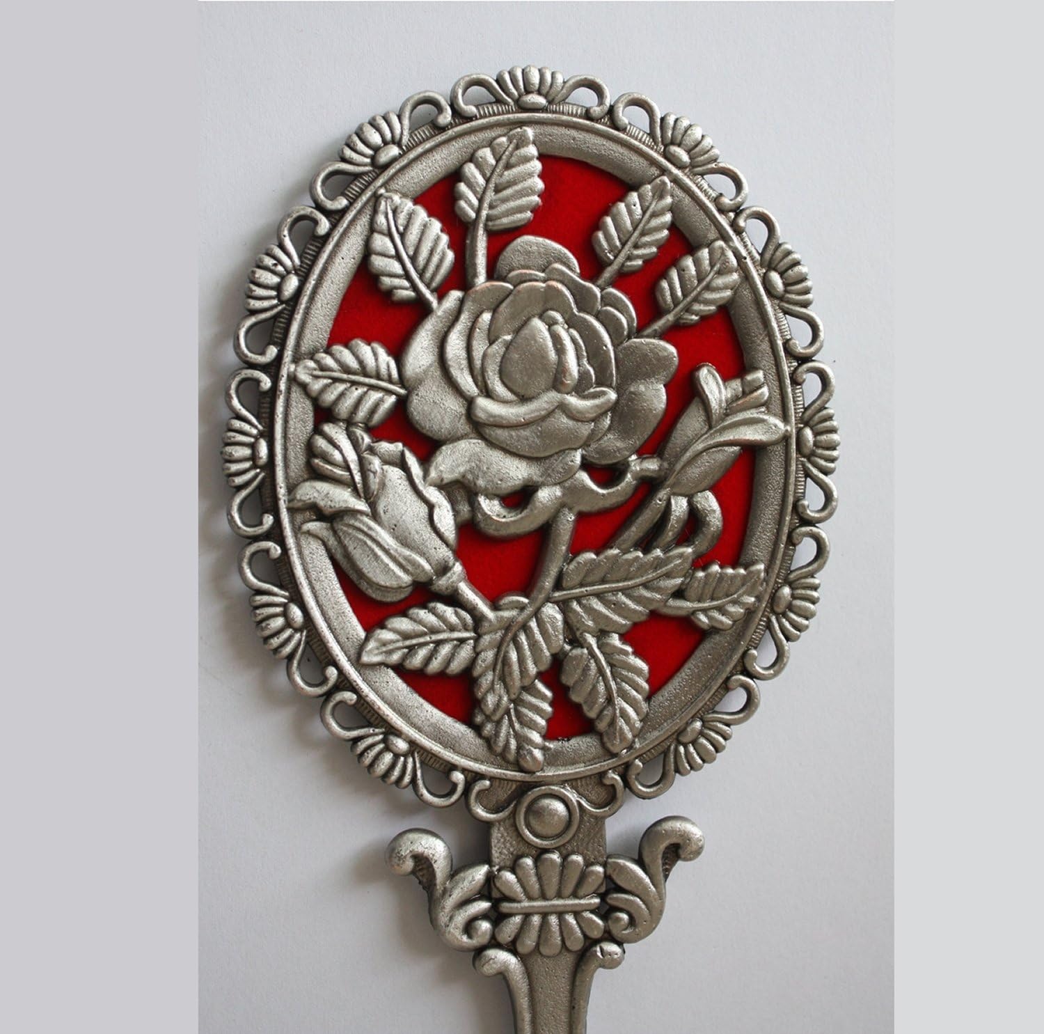 Espejo de mano vintage con rosa en relieve en la parte posterior, maquillaje de mano, espejo de metal de belleza, bolso compacto, espejo pequeño (estaño) 3
