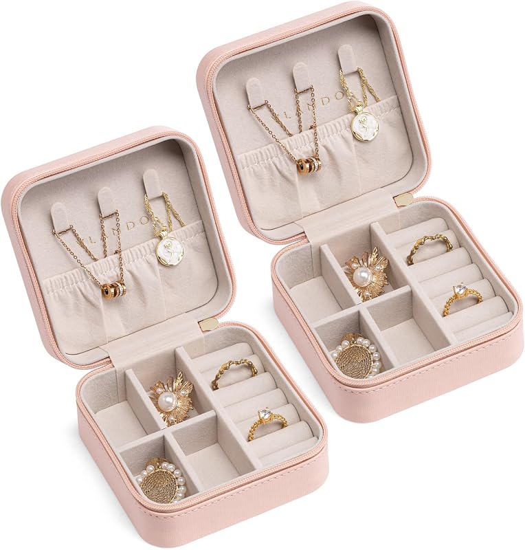 VLANDO Travel Jewelry Case, Compact Design, Necklace Hook, Anti-Tangle | Removable Dividers, Waterproof PU Leather, Scratch-Resistant Lining, Portable Storage for Rings, Earrings, Necklace，Bracelet