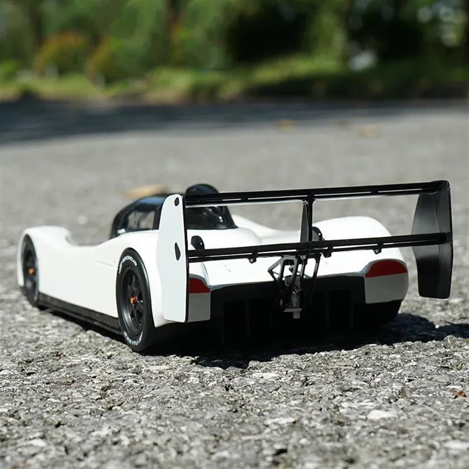 Amazon | 車のモデル 1:18 プジョー 905 レーシング モデル スケール