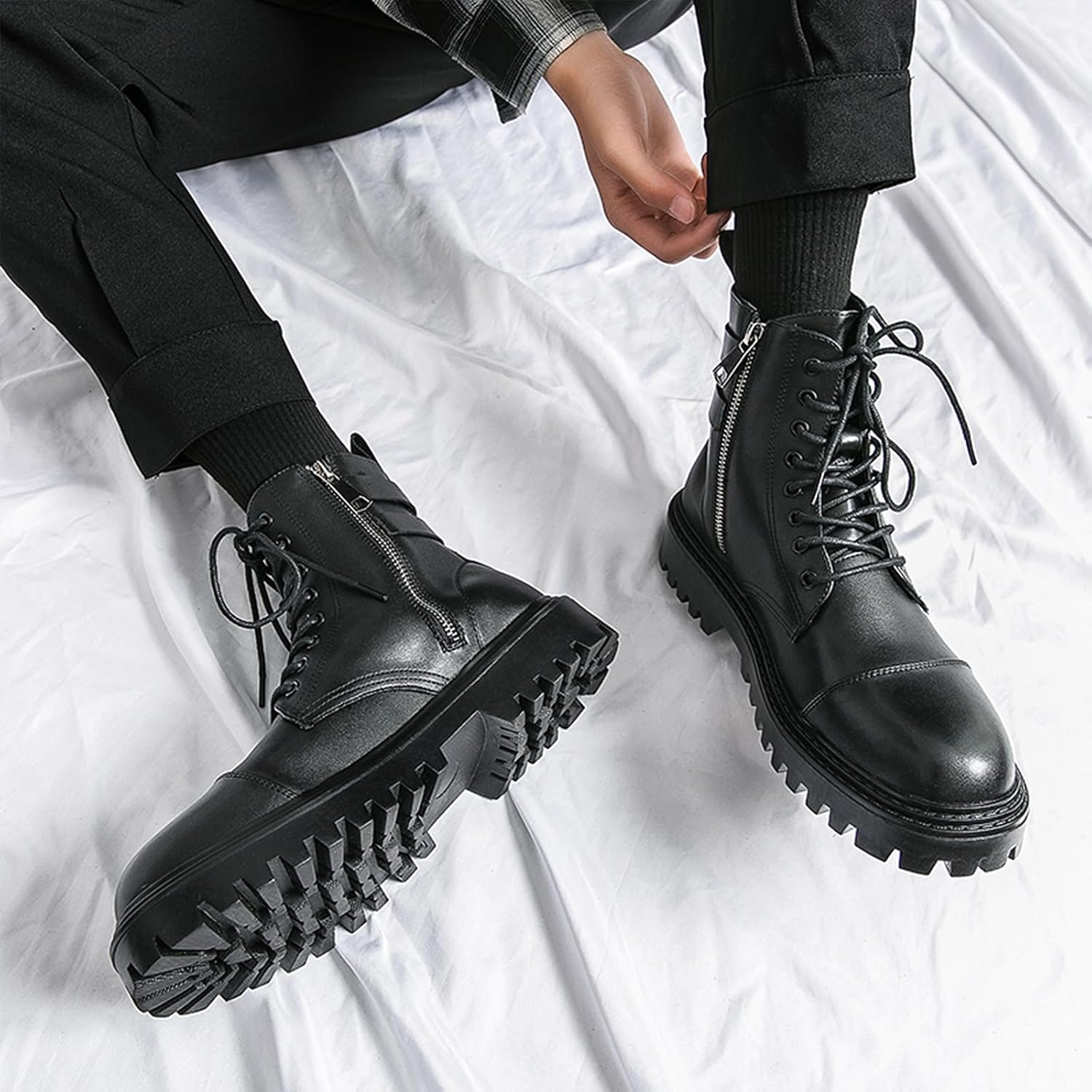 Men's Leather Platform Motorcycle Boots with Side Zipper Fashion Chunky Lug Sole Lace Up Combat Boots Casual Waterproof Biker Boots