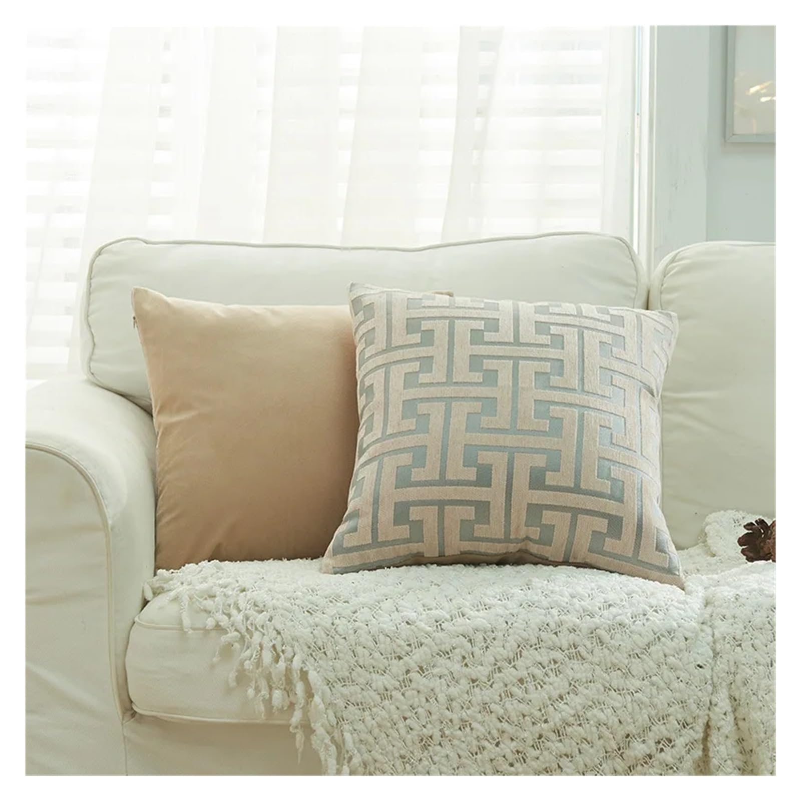XPJYUA Chenille Pillow Covers Chenille Geometric Line Cushion Cover Soft Plush Solid Color Vintage Pillowcase 45 * 45cm Decorative Pillows(Apricot,45x45 Cm)