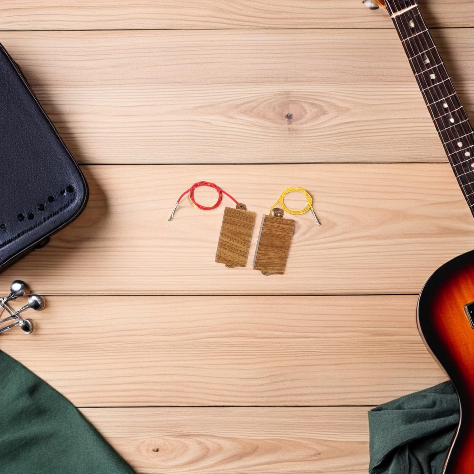FRCOLOR 2pezzi Pickup in Metallo per Chitarra Elettrica Mini Pickup al Manico Ponte Doppia Bobina Set Ricambio per Chitarra Accessori Pratici per Studio e Performance Live