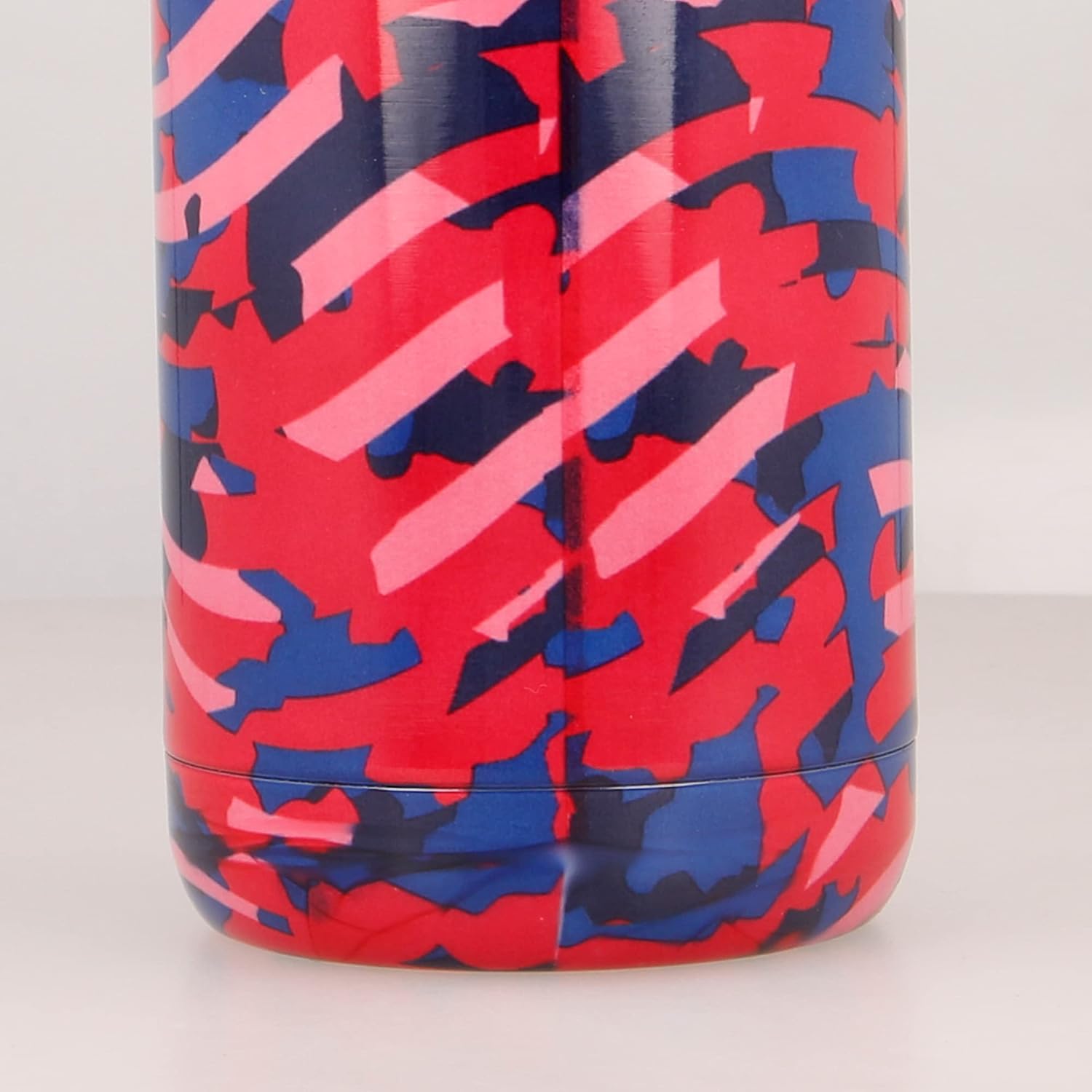 Quokka BOTELLA TERMO ACERO INOXIDABLE SOLID CON COLGADOR CLASH 630 ML