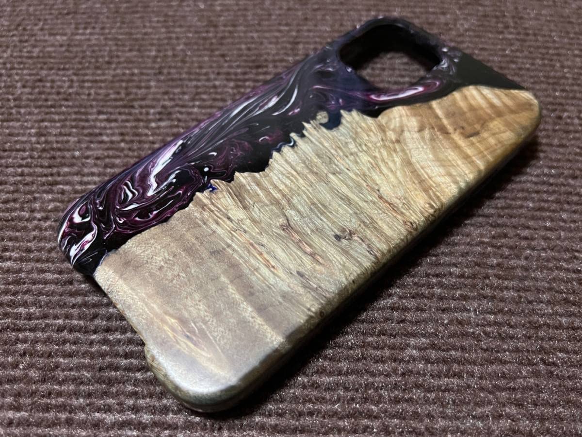 【新品同様】★Carved★iPhone11 proケース★希少 ウッド×レジン Amazon.co.jp: Carved Live Edge Apple iPhone 11 Pro ウッド レジン