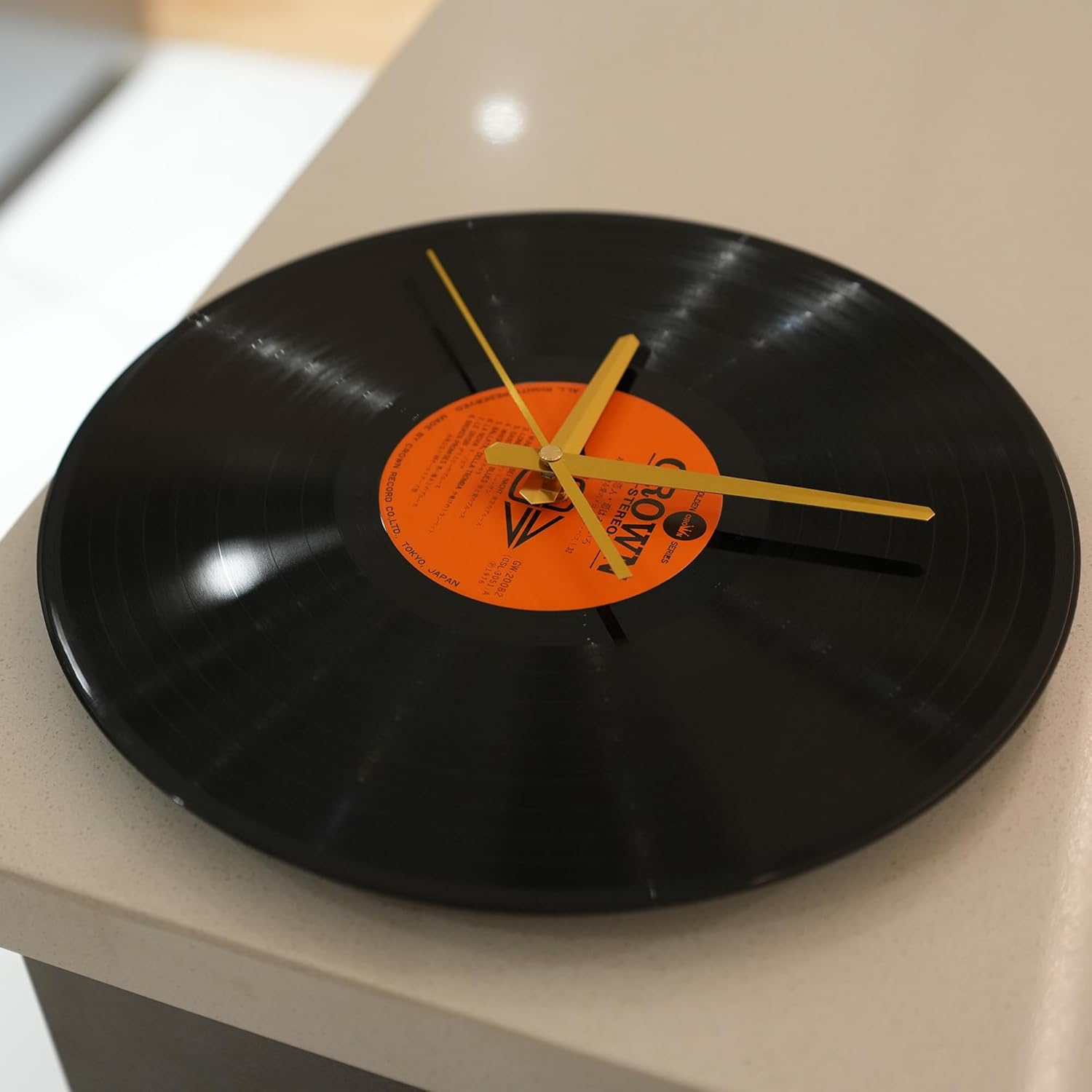 Lynora Real Vinyl Record Wall Clock – Handmade from 70s~90s LPs, Vintage Retro Wall Art, Silent Movement, Minimalist Decor with Gold Hands