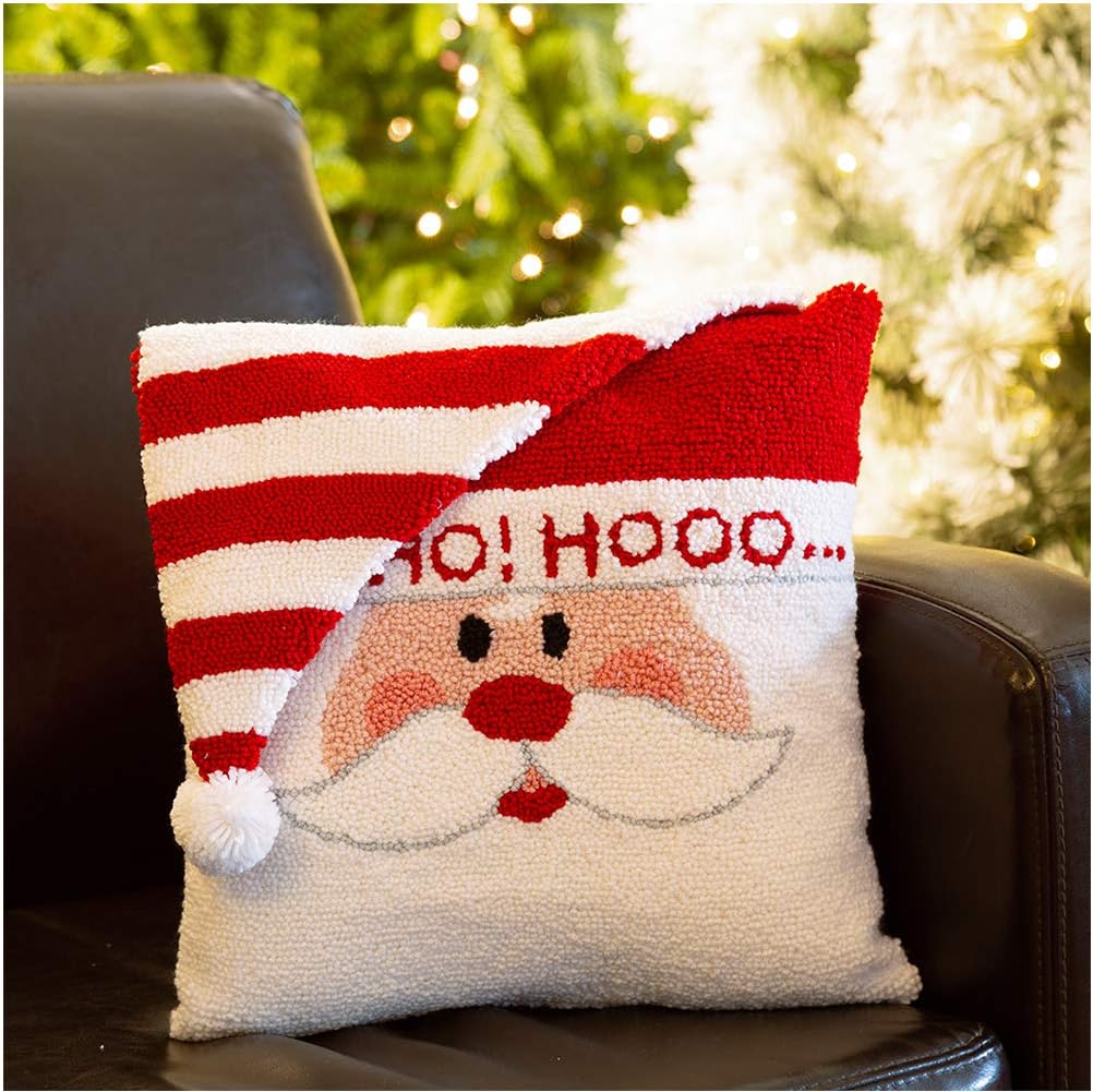 hooked christmas pillows