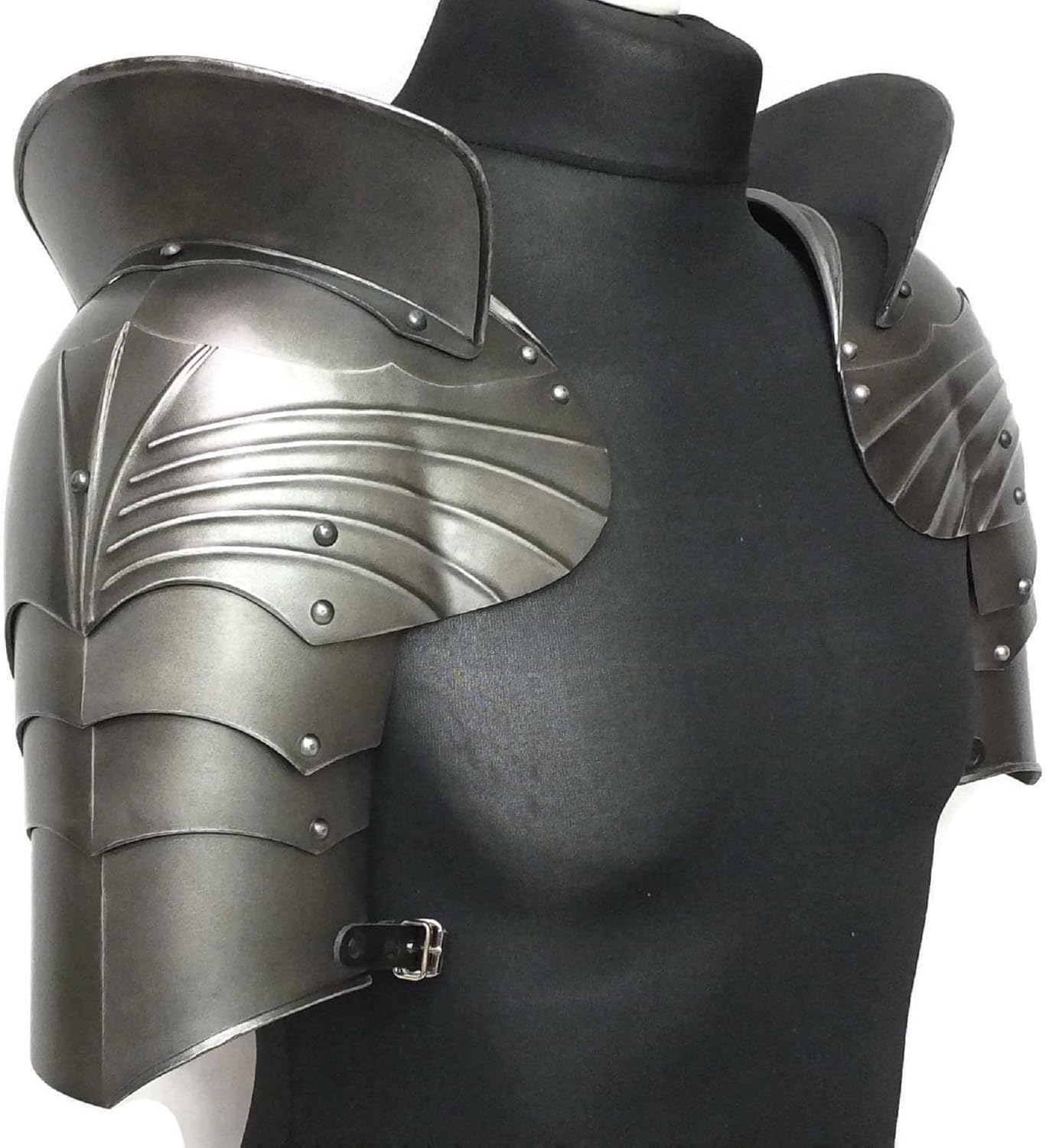 Armas y Armaduras