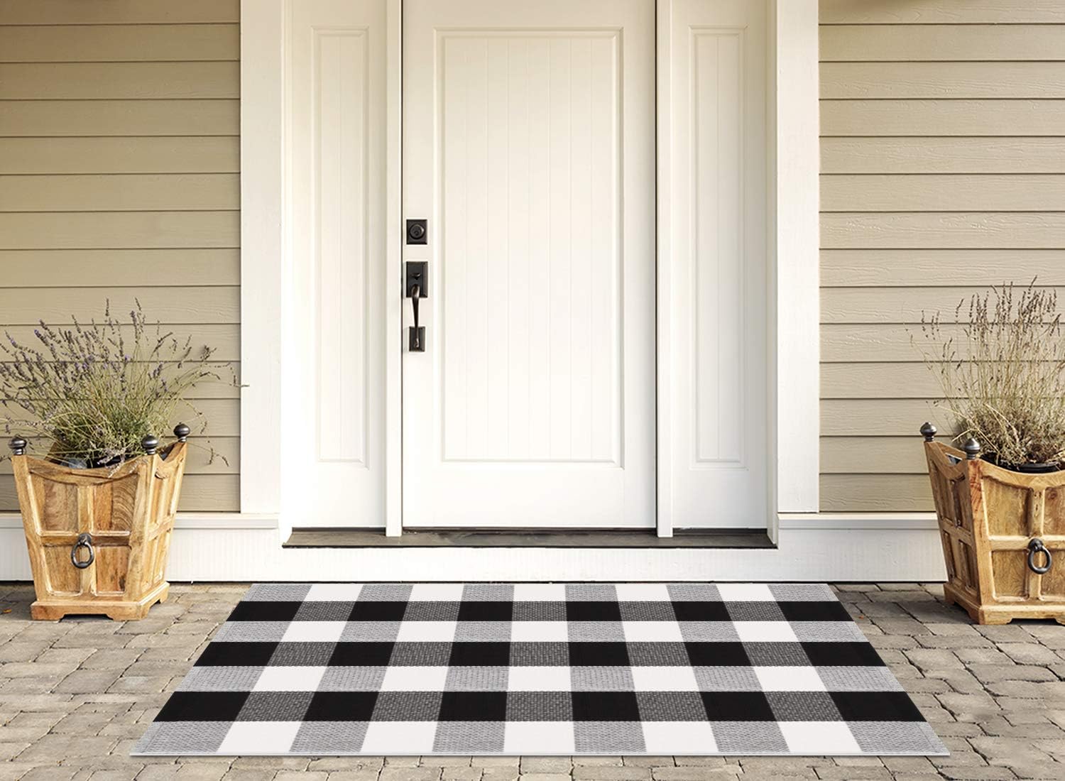 Syntus Buffalo Plaid Rug, 27.5 x 43.3 inch Doormat Kitchen Rug Black and White Cotton Outdoor Mat for Porch Bathroom Carpet Living Room Throw Area Rug