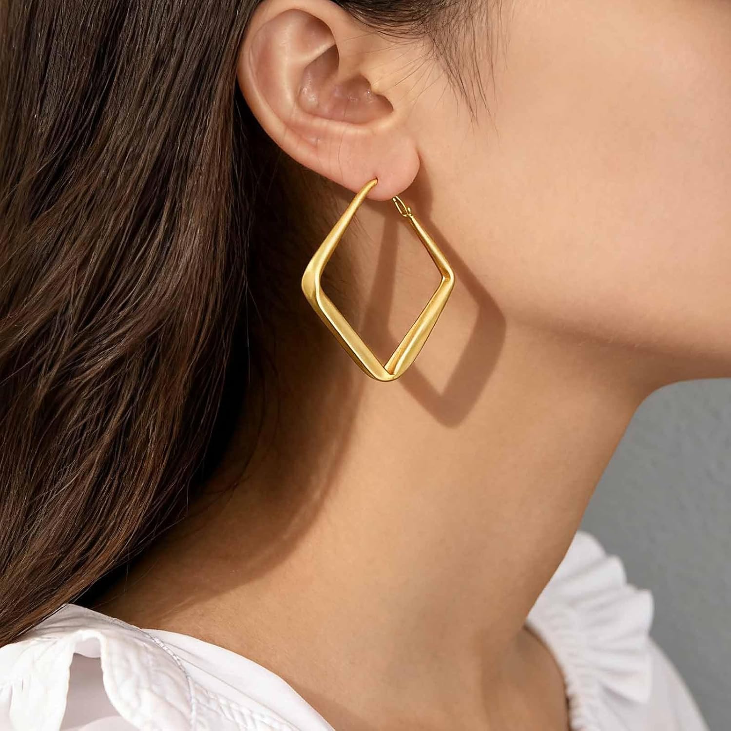 Andelaisi Boho Hollow Square Earrings Gold Open Square Hoop Earrings Minimalist Squares Stud Earring Vintage Large Squares Huggie Earring Geometric Punk Chunky Statement Jewelry for Women - Image 3