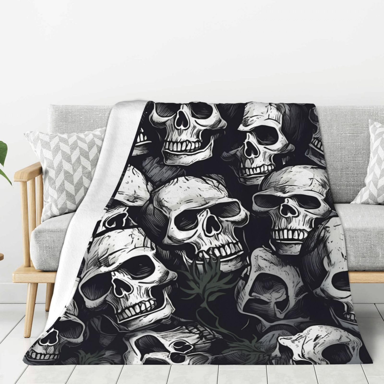 Skulls Pattern Throw Blanket Plush Flannel Fleece Blanket, Soft Lightweight Cozy Blankets 50"X40" for Bed Couch Sofa Travel