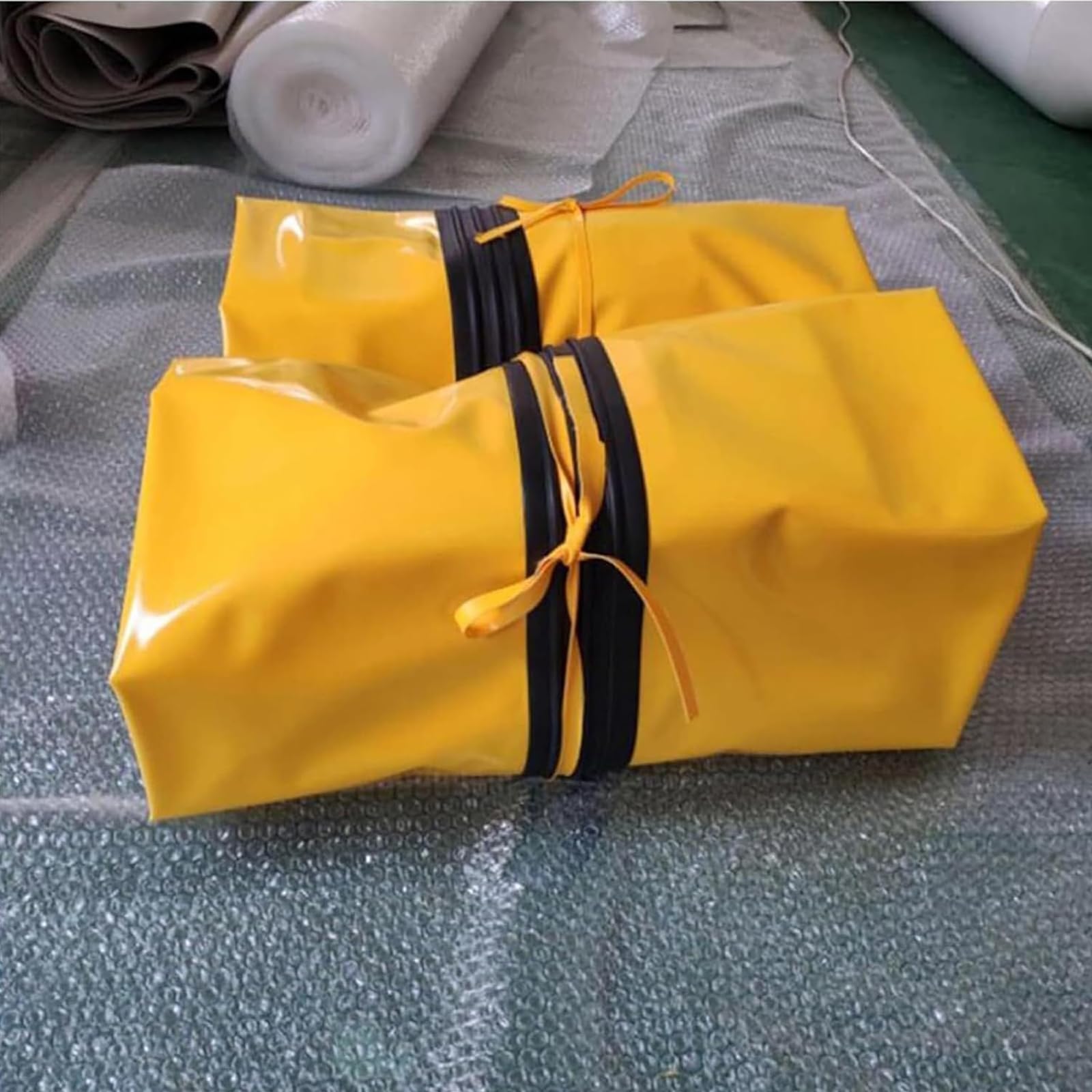 Nadmuchiwany spławik do roweru wodnego – platforma wędkarska z PCW, 350 x 35 cm, nośność 200 kg, idealna do rowerów wodnych i aktywności rekreacyjnych