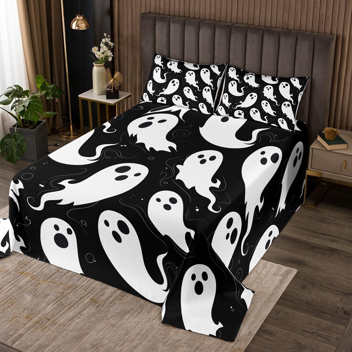 jejeloiu Halloween Theme Bedspread Twin Size Kids Cute Ghost Coverlet Set for Boys Girls Kawaii Cartoon Quilted Coverlet Room Decor