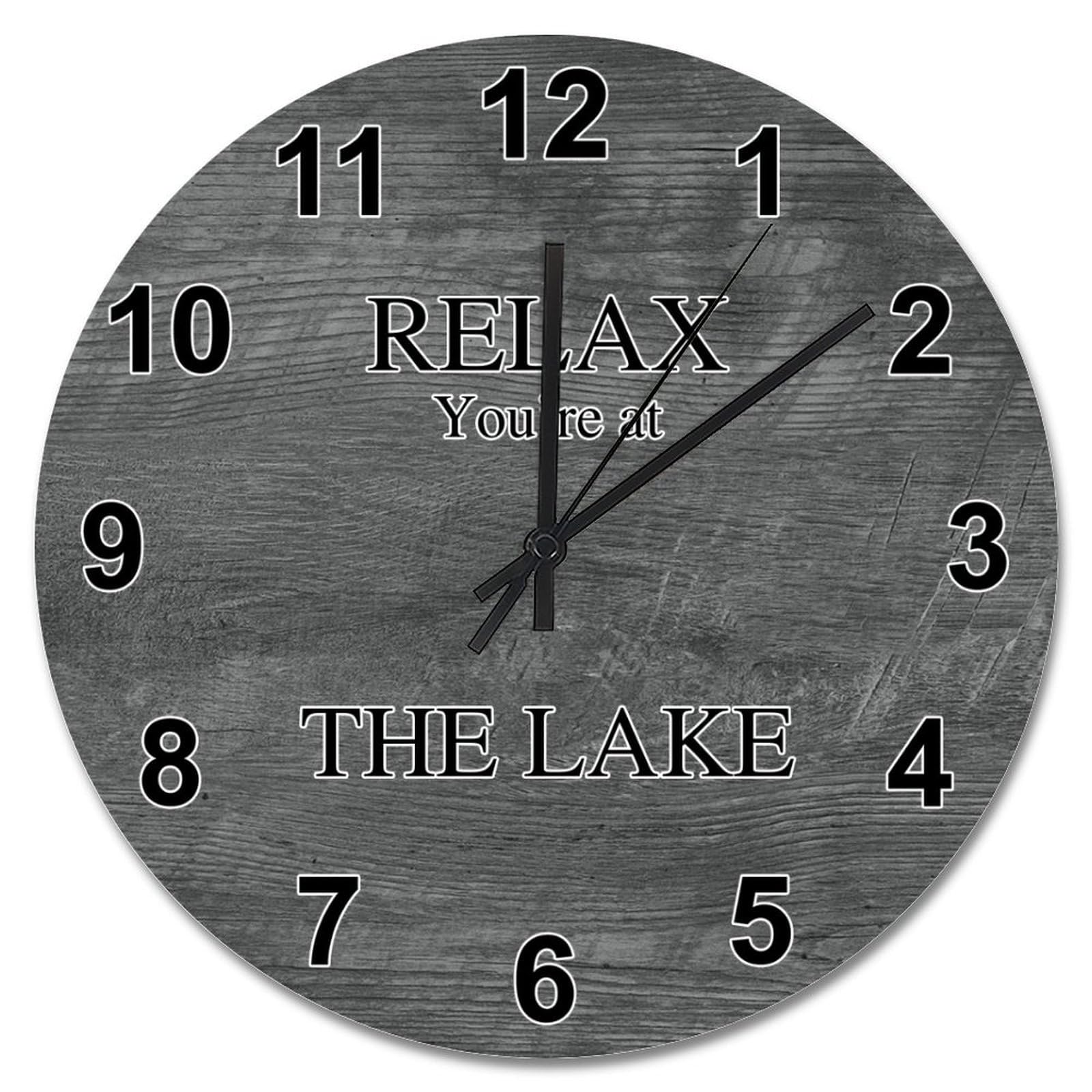 Horloge murale ronde en bois de 38,1 cm au design rustique chic