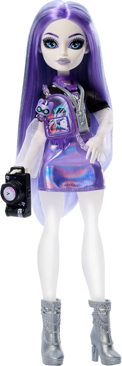 Monster High Buried Secrets Doll (Characters May Vary)