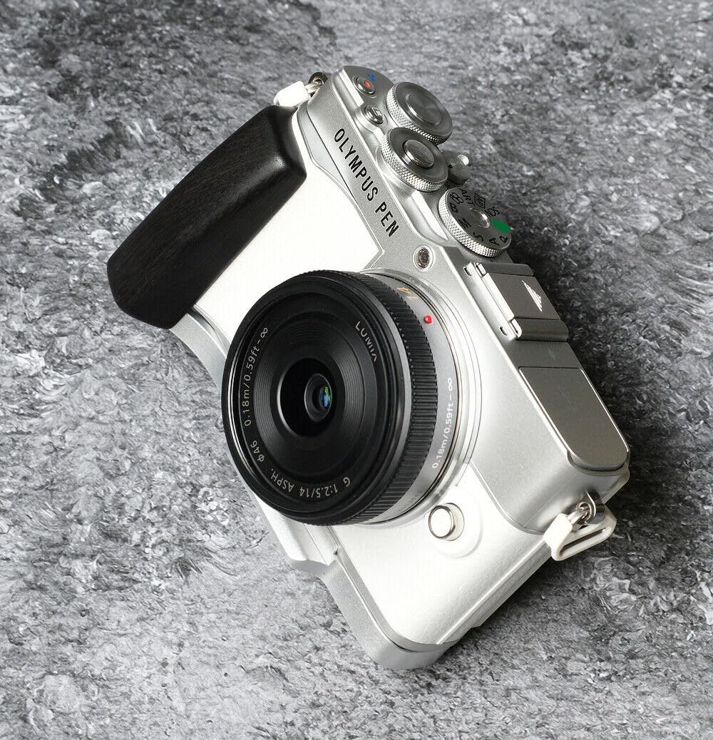 新品 OLYMPUS EP7用ハンドグリップ （黒檀/アルミニウム) OLYMPUS EP7用ハンドグリップ （黒檀/アルミニウム)