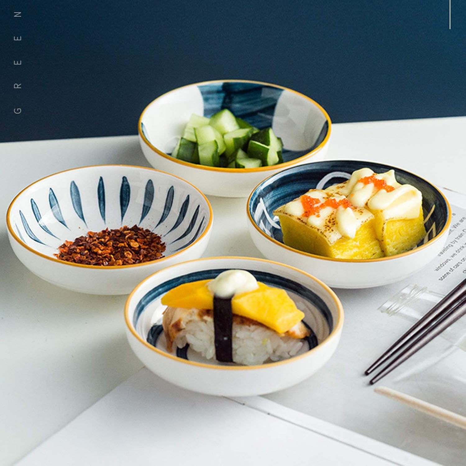 Sauce Dipping Saucer Sauce Dipping Bowls 4pcs Household Round Ceramic Sauce Dish Soy Sauce Dipping Bowls Appetizer Plates Side Dishes Serving Dish Japanese Style Dinnerware Set Soy Sauce Bowls Dip Bo