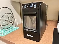 Review Image by Yingyi Yingyi