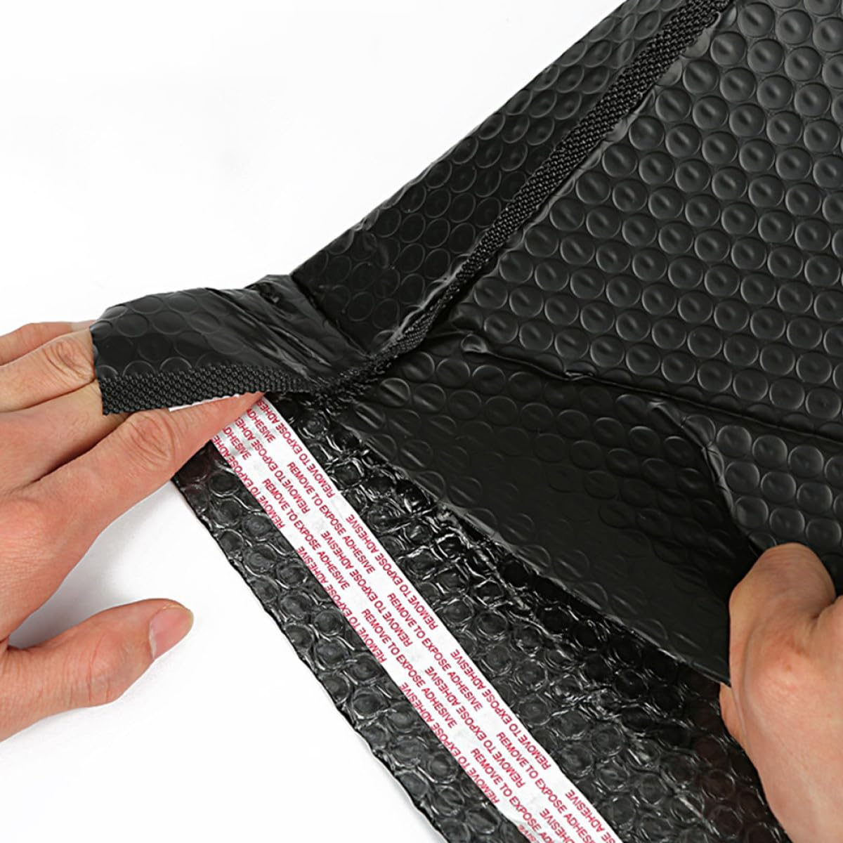 Cabilock 20 Enveloppes Matelassées Auto-adhésives Noires Épaisses 26x32 4 Cm, Paquet Postaux Anti-secousses pour Expédition, Enveloppes Résistantes aux Chocs, Protections D’emballage
