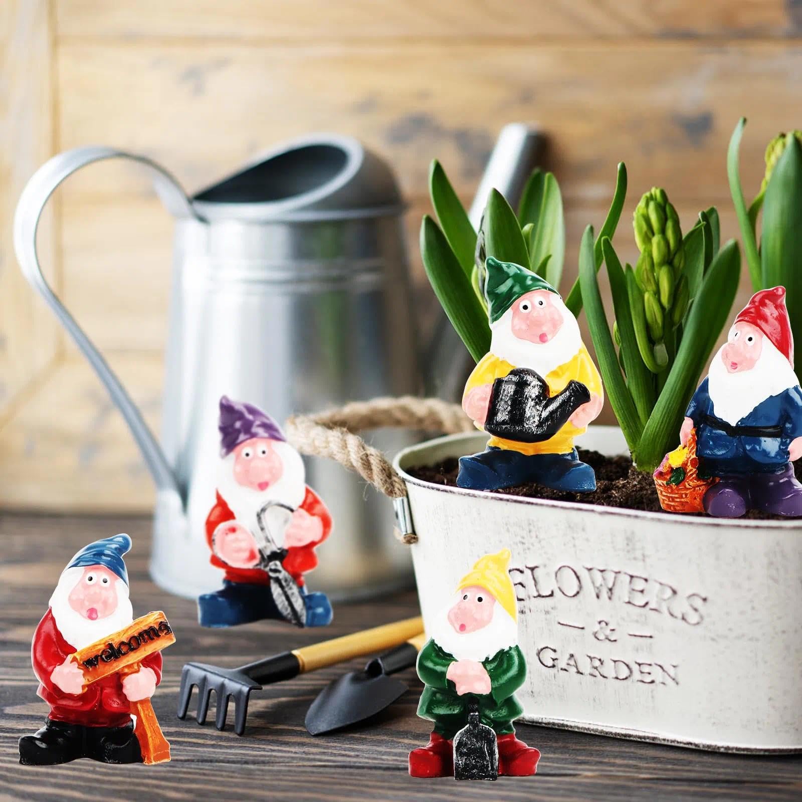 MplehDa miniaturowe krasnoludki ogrodowe, 7 sztuk dekoracji do ogrodu, mini figurka krasnoludka z magicznego ogrodu, figurki krasnoludków z magicznego ogrodu na święta Bożego Narodzenia, do ogrodów