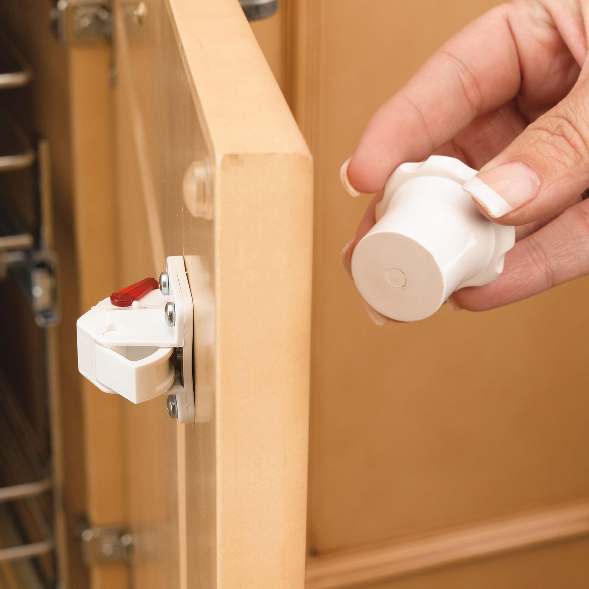 Rev-A-Shelf RAL-101-1 Rev-A-Lock - Sistema de seguridad magnético para gabinetes y puertas a prueba de niños con 5 cerraduras y 2 llaves (paquete de 2)