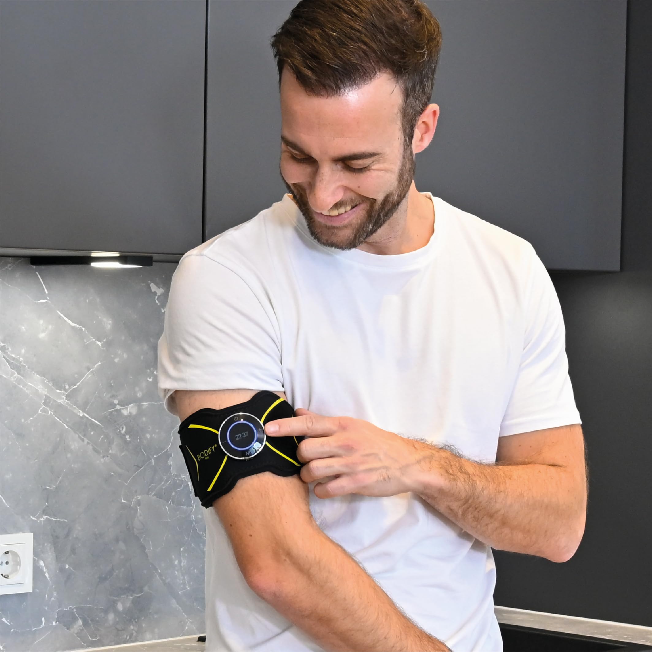 Bodify® 2-in-1 EMS Arm & Leg Trainer Max – Attivazione mirata di Braccia e Gambe! – Attivazione Muscolare – Allenamento EMS – Allenamento di Braccia e Gambe – per Uomini e Donne L'Originale