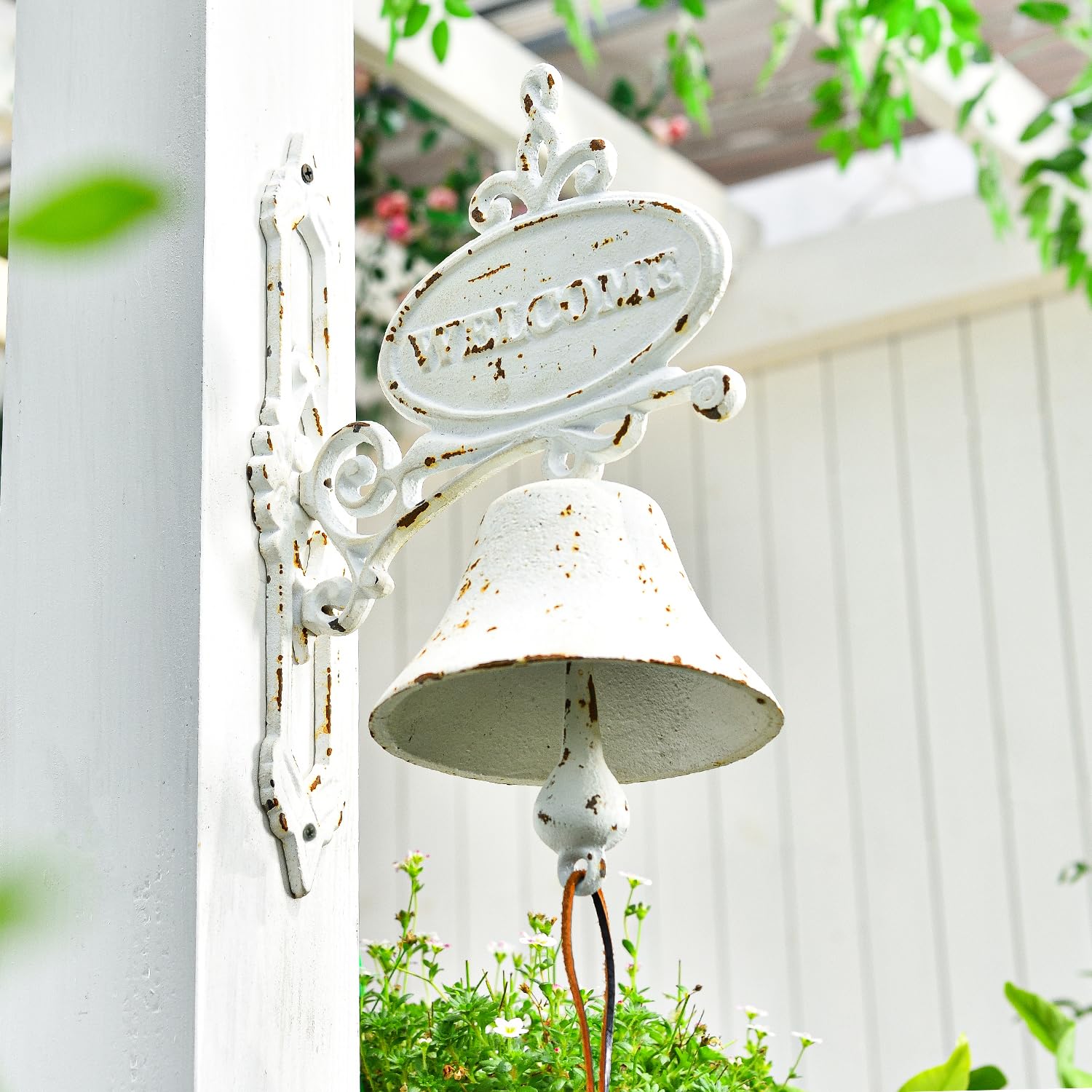 Sungmor Campana de Cena de Hierro Fundido rústico Blanco para Colgar en la Pared, Campana de Puerta Exterior, Timbre Decorativo, Campana de Cena montada en la Pared para Interiores y Exteriores